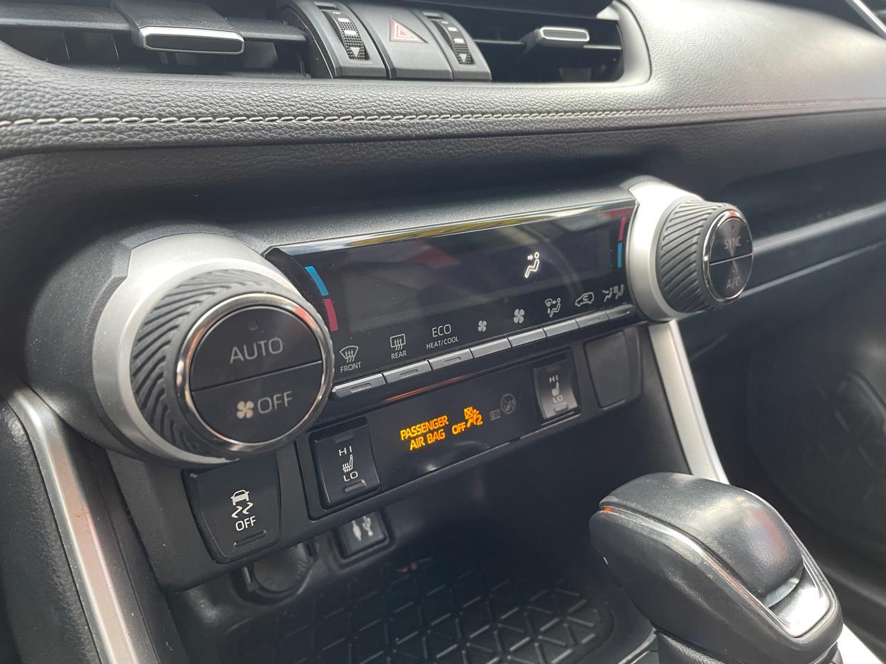 Toyota RAV4 XLE Premium AWD 2019