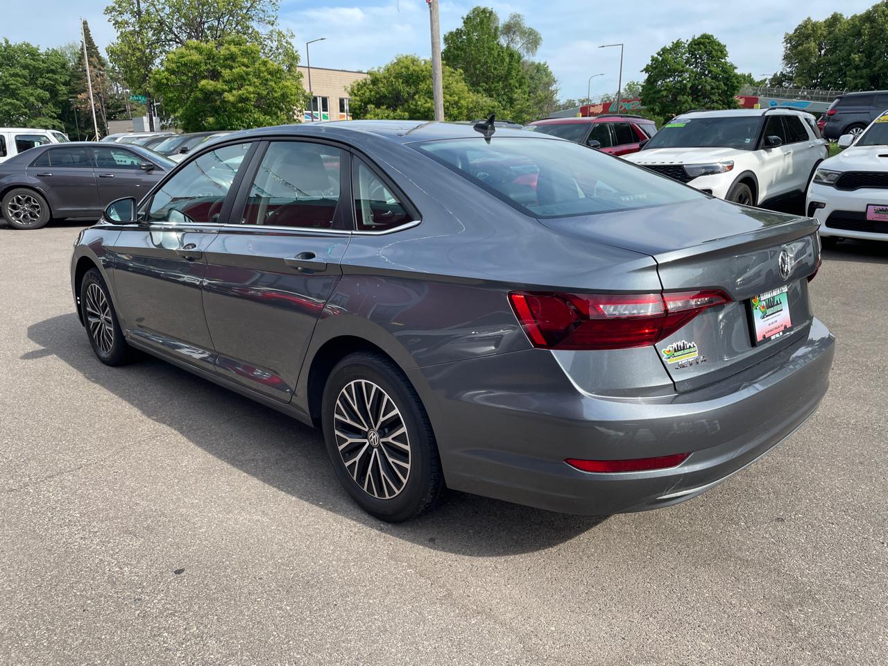 Volkswagen Jetta 1.4T S 8A 2021