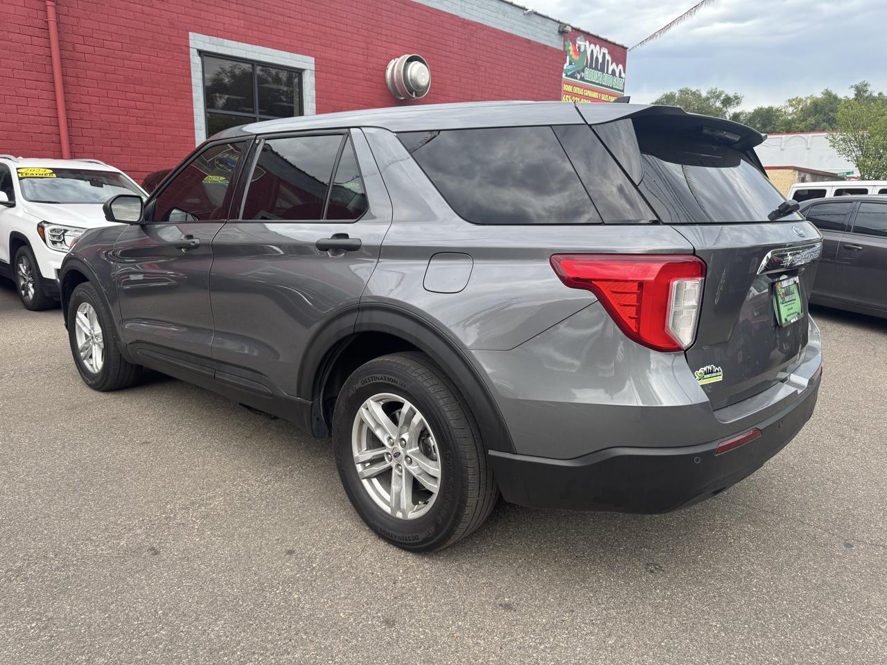 Ford Explorer Base AWD 2023