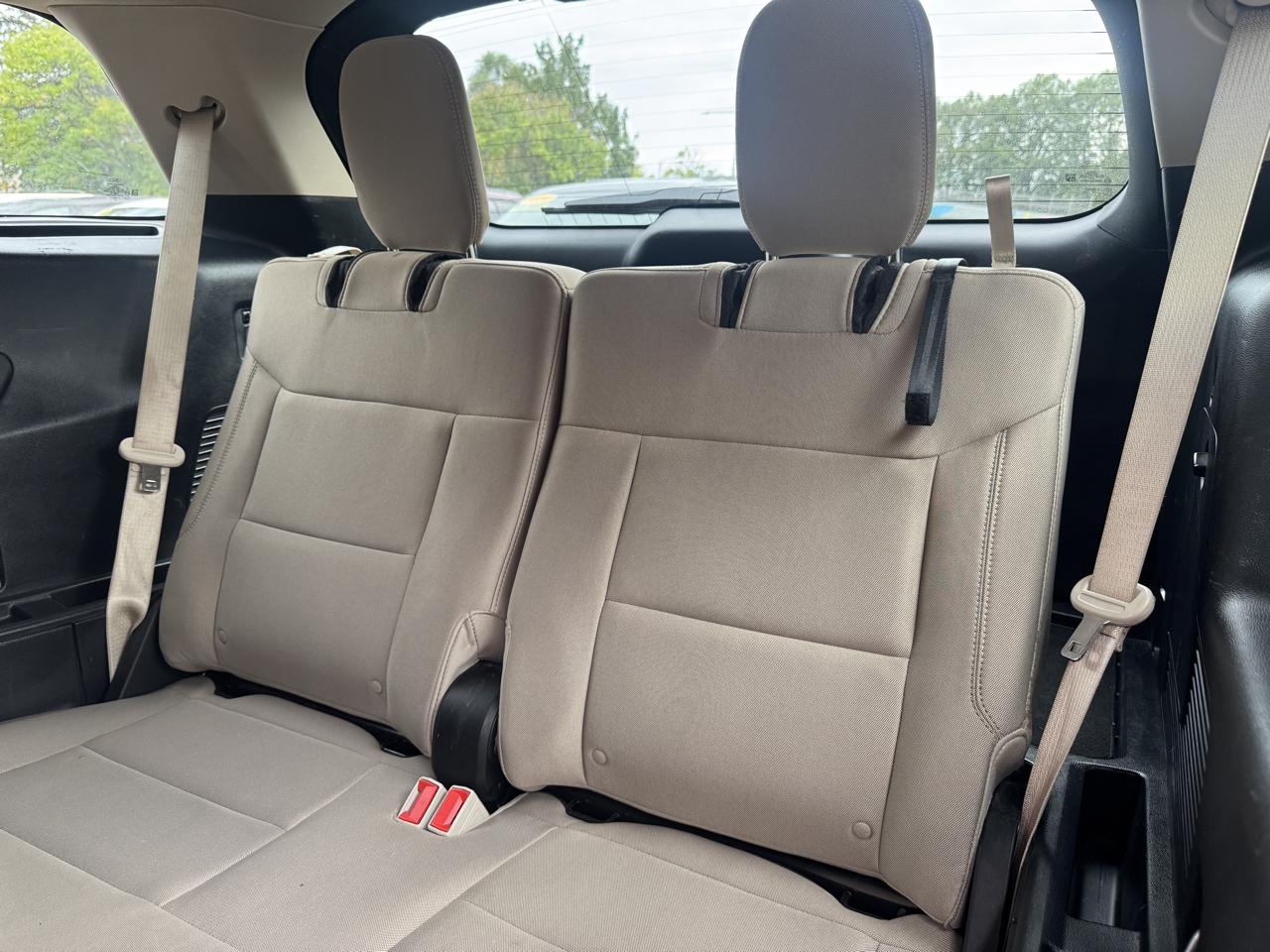 Ford Explorer Base AWD 2023