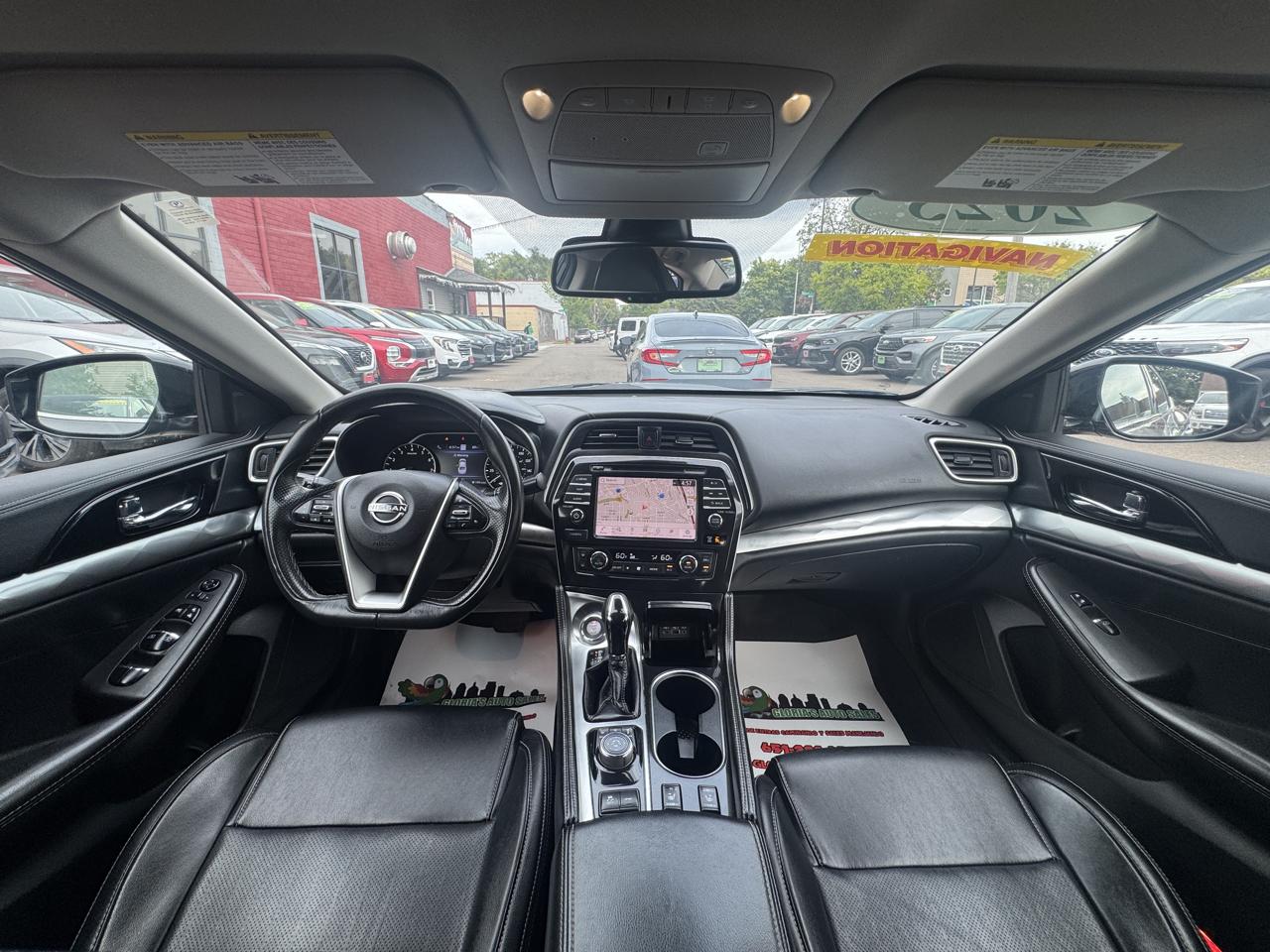 Nissan Maxima 3.5 SV 2023