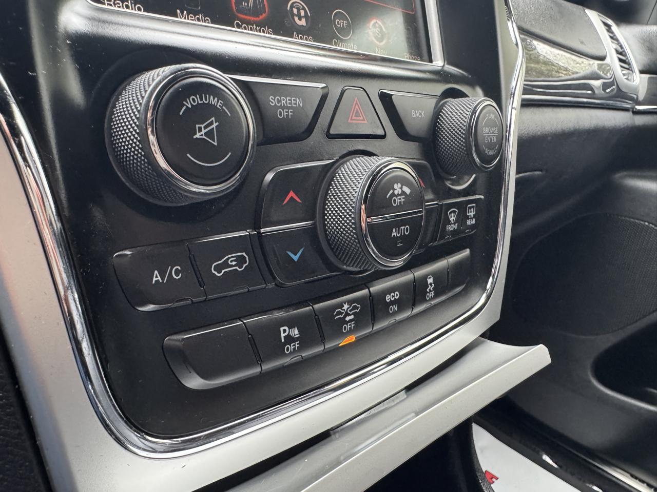 Jeep Grand Cherokee Overland 4WD 2015