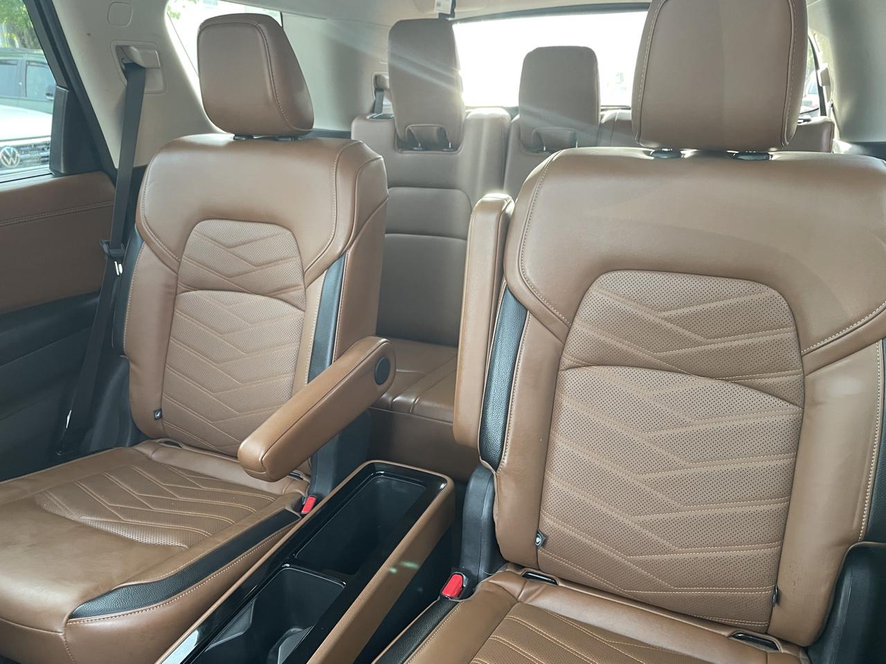Nissan Pathfinder Platinum 4WD 2024