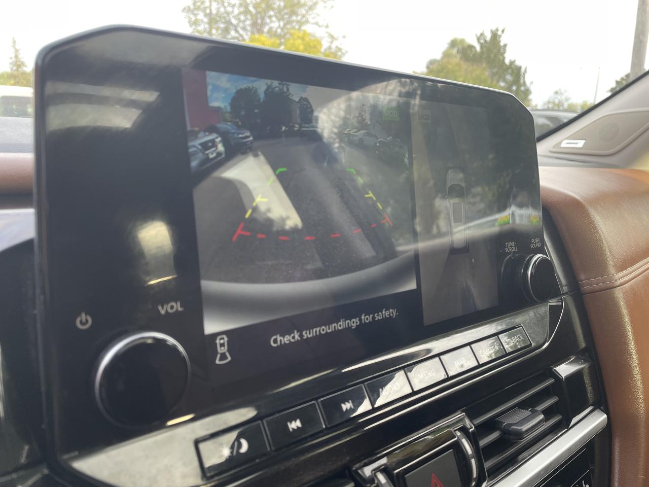 Nissan Pathfinder Platinum 4WD 2024