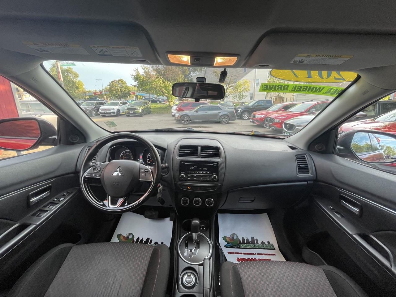 Mitsubishi Outlander Sport 2.0 ES 4WD CVT 2017