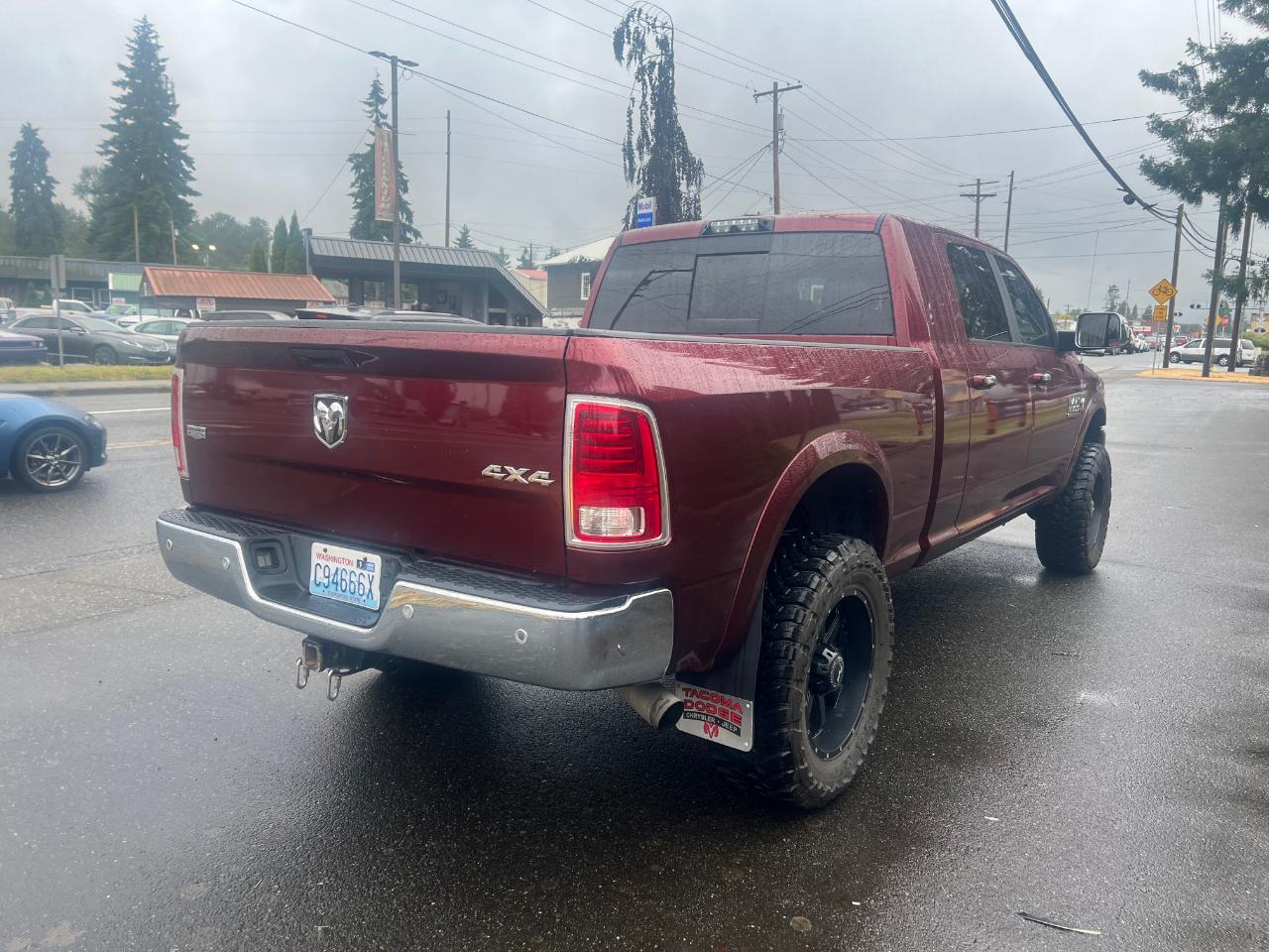 RAM 3500 Laramie Mega Cab 4WD 2016