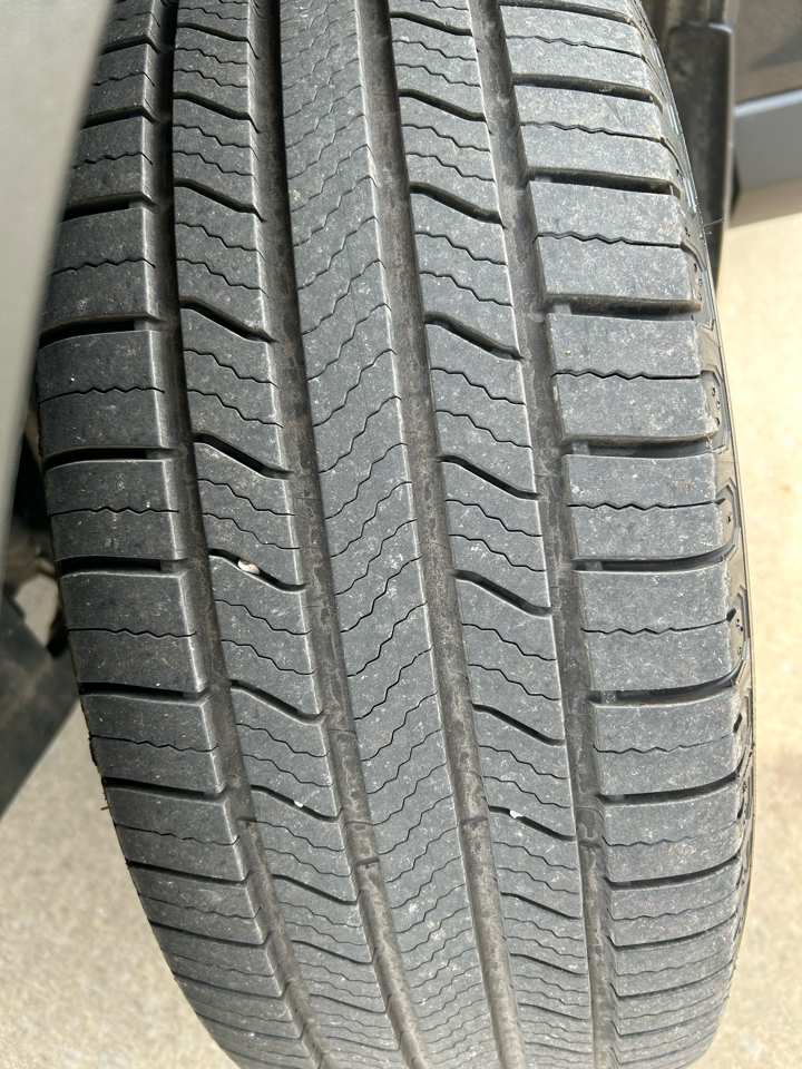 Toyota RAV4 Hybrid Limited 2017