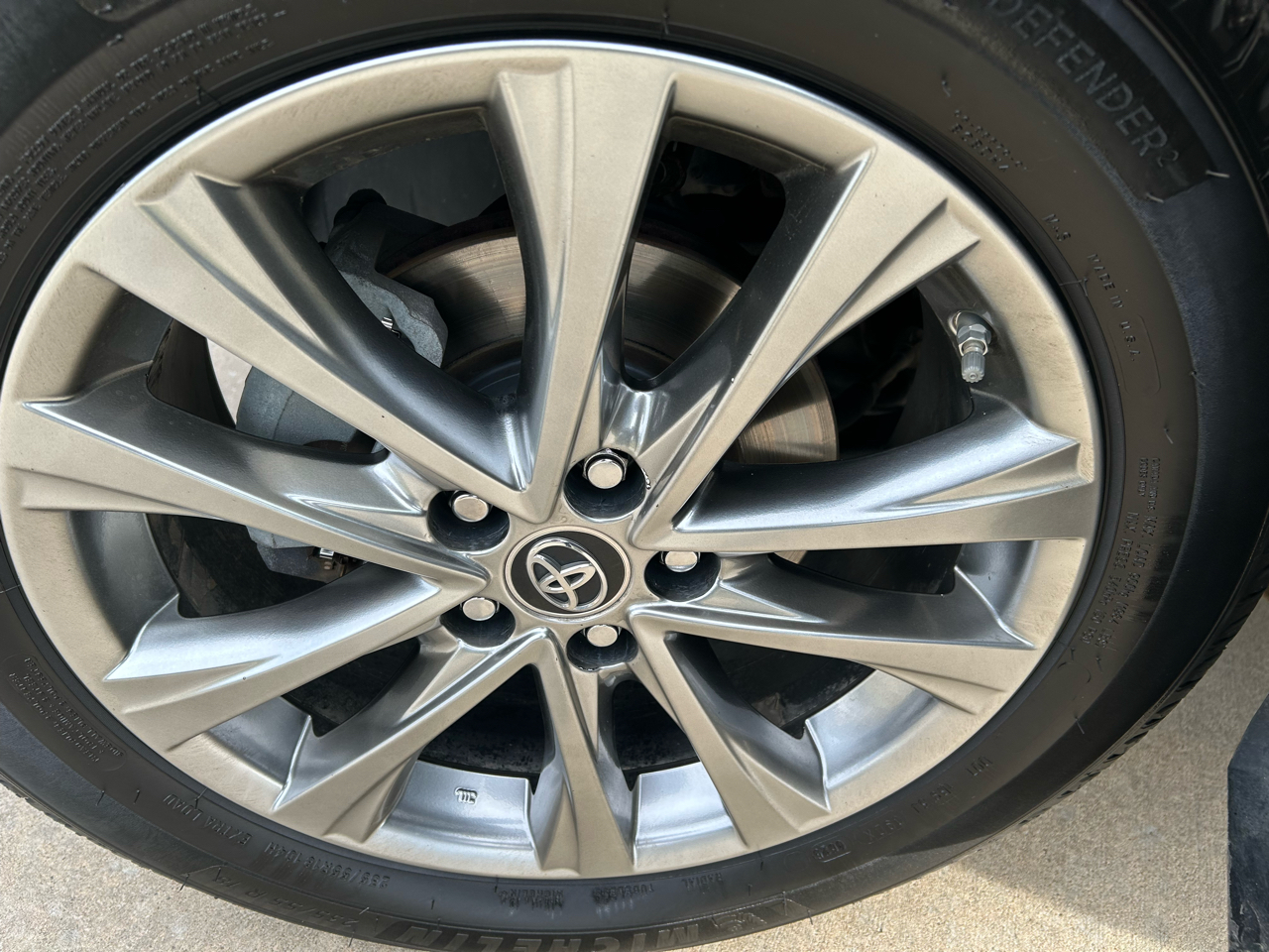 Toyota RAV4 Hybrid Limited 2017