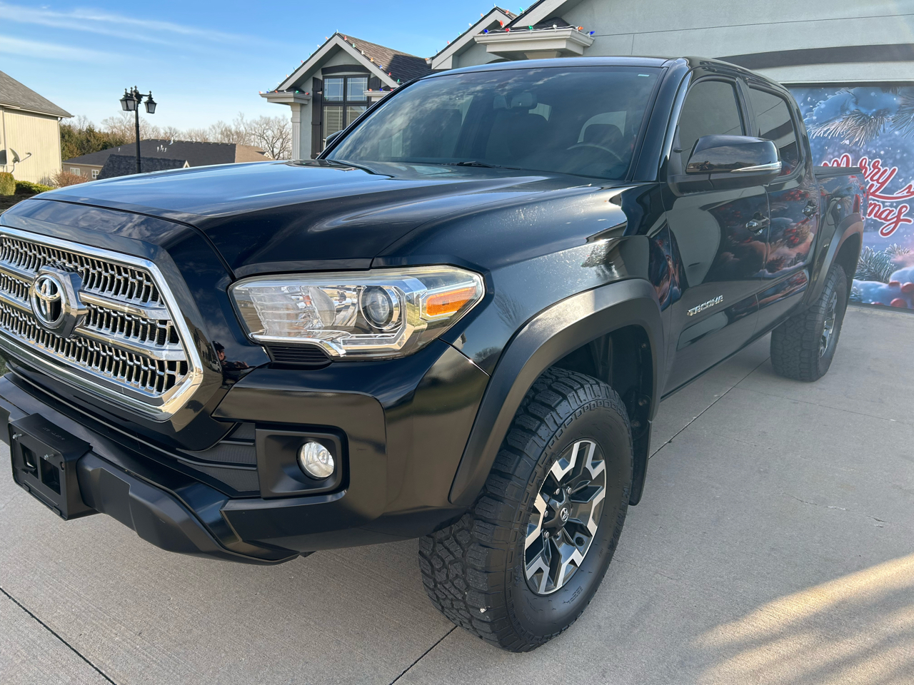 Toyota Tacoma 4WD Double Cab V6 AT TRD Off Road (Natl) 2016