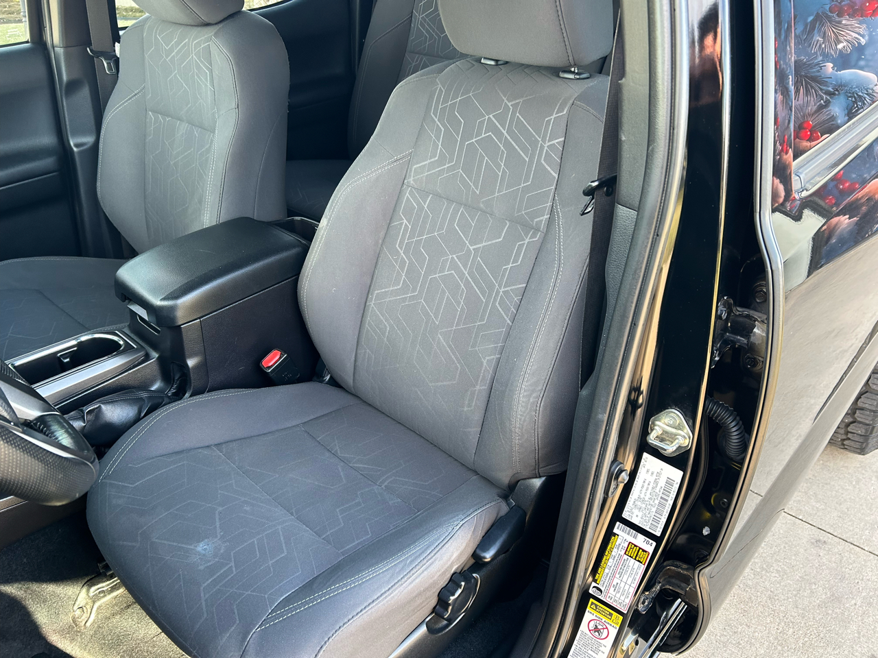 Toyota Tacoma 4WD Double Cab V6 AT TRD Off Road (Natl) 2016