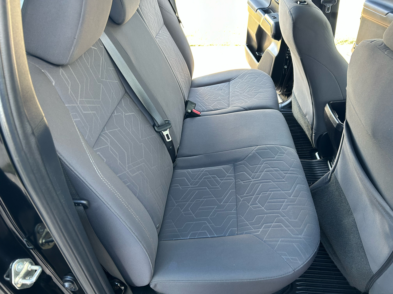 Toyota Tacoma 4WD Double Cab V6 AT TRD Off Road (Natl) 2016