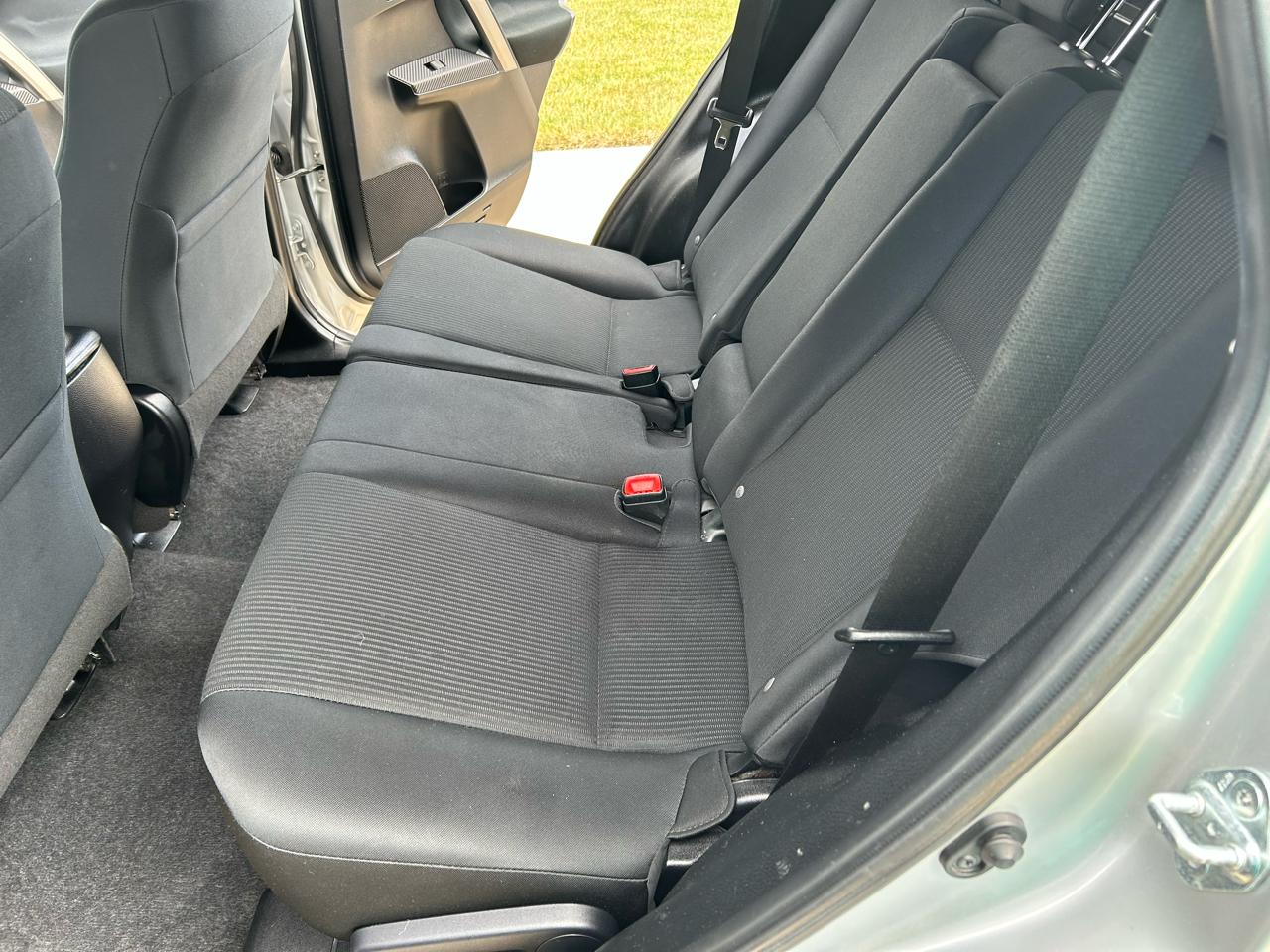 Toyota RAV4 LE FWD 2015