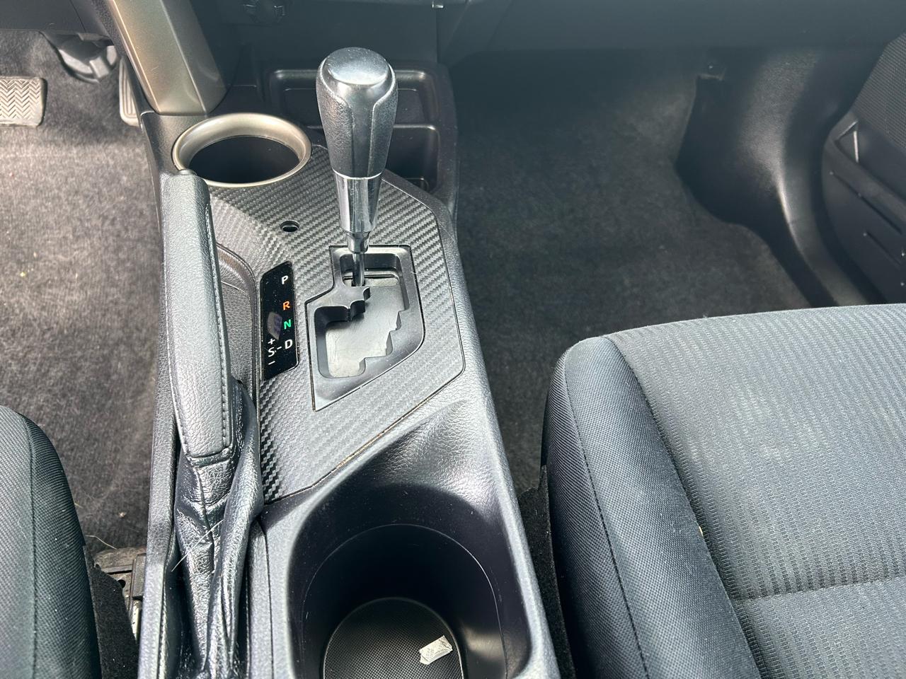 Toyota RAV4 LE FWD 2015