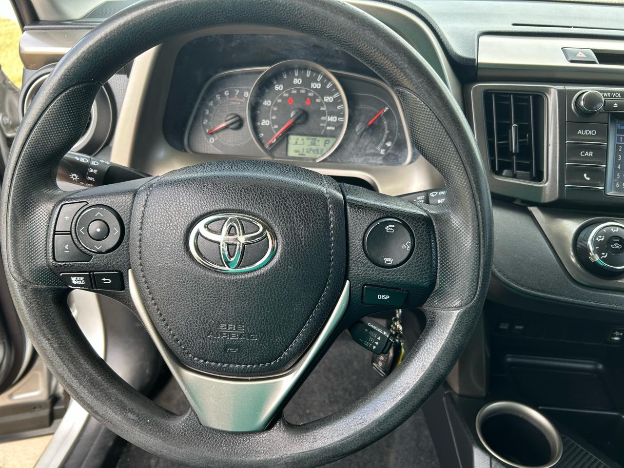 Toyota RAV4 LE FWD 2015