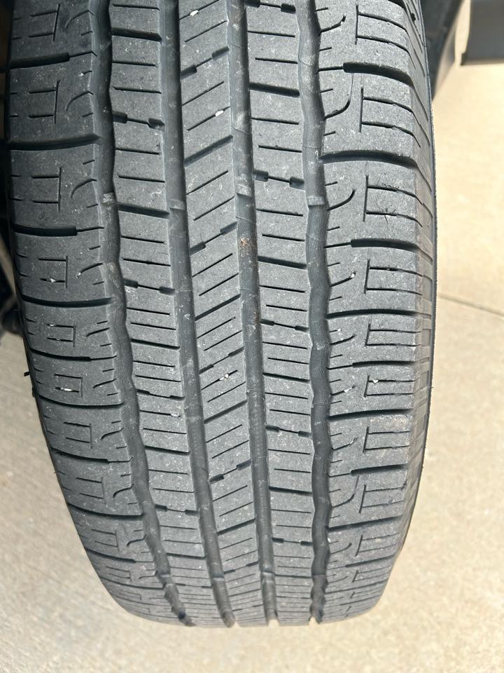 Toyota RAV4 LE FWD 2015