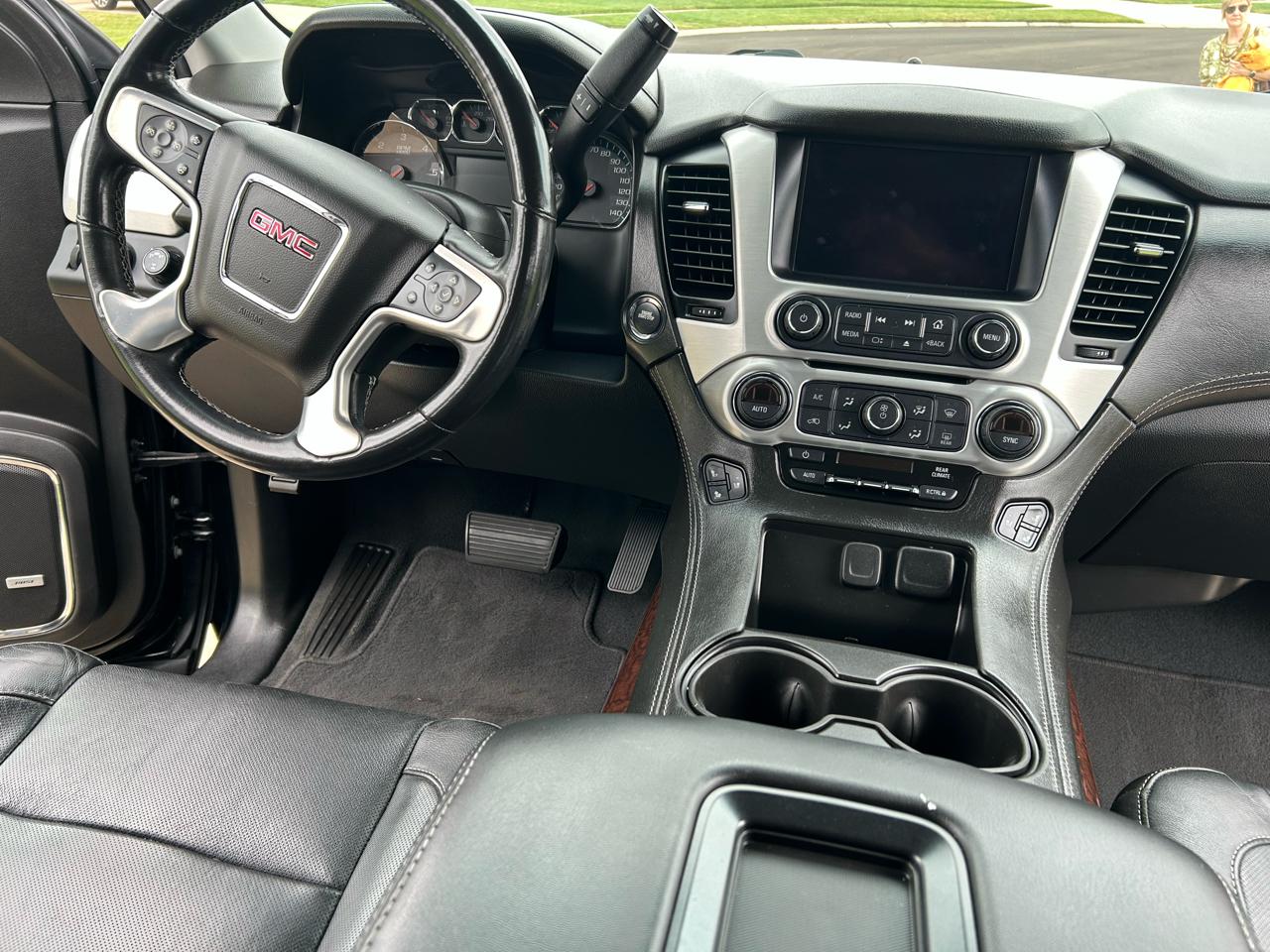 GMC Yukon XL SLT 4WD 2020