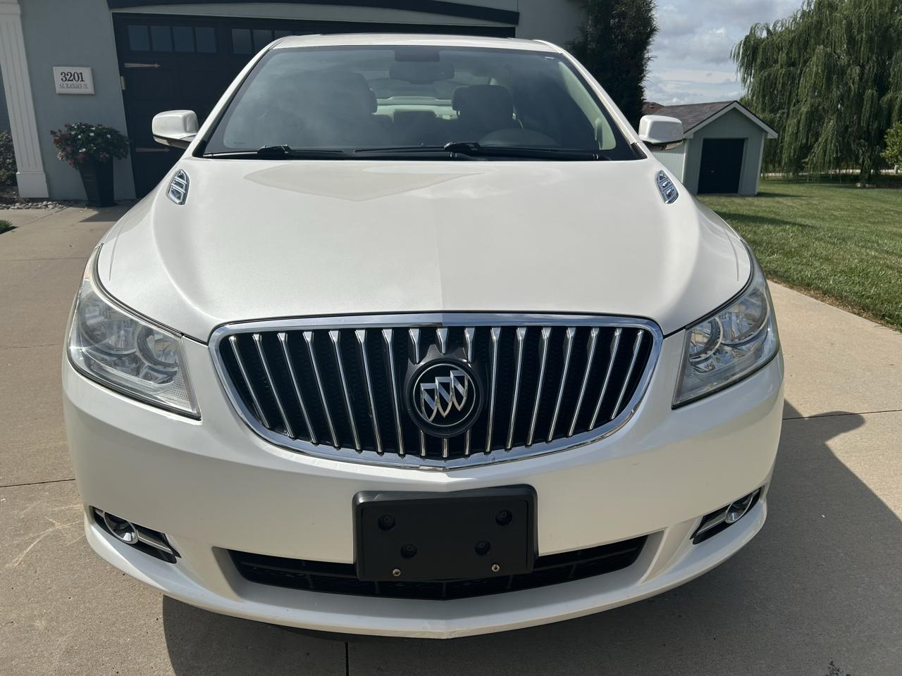 Buick LaCrosse Premium Package 2, w/Leather 2013