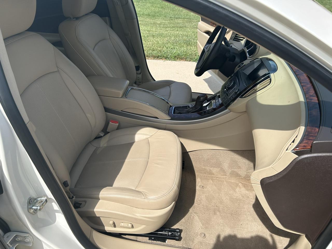 Buick LaCrosse Premium Package 2, w/Leather 2013