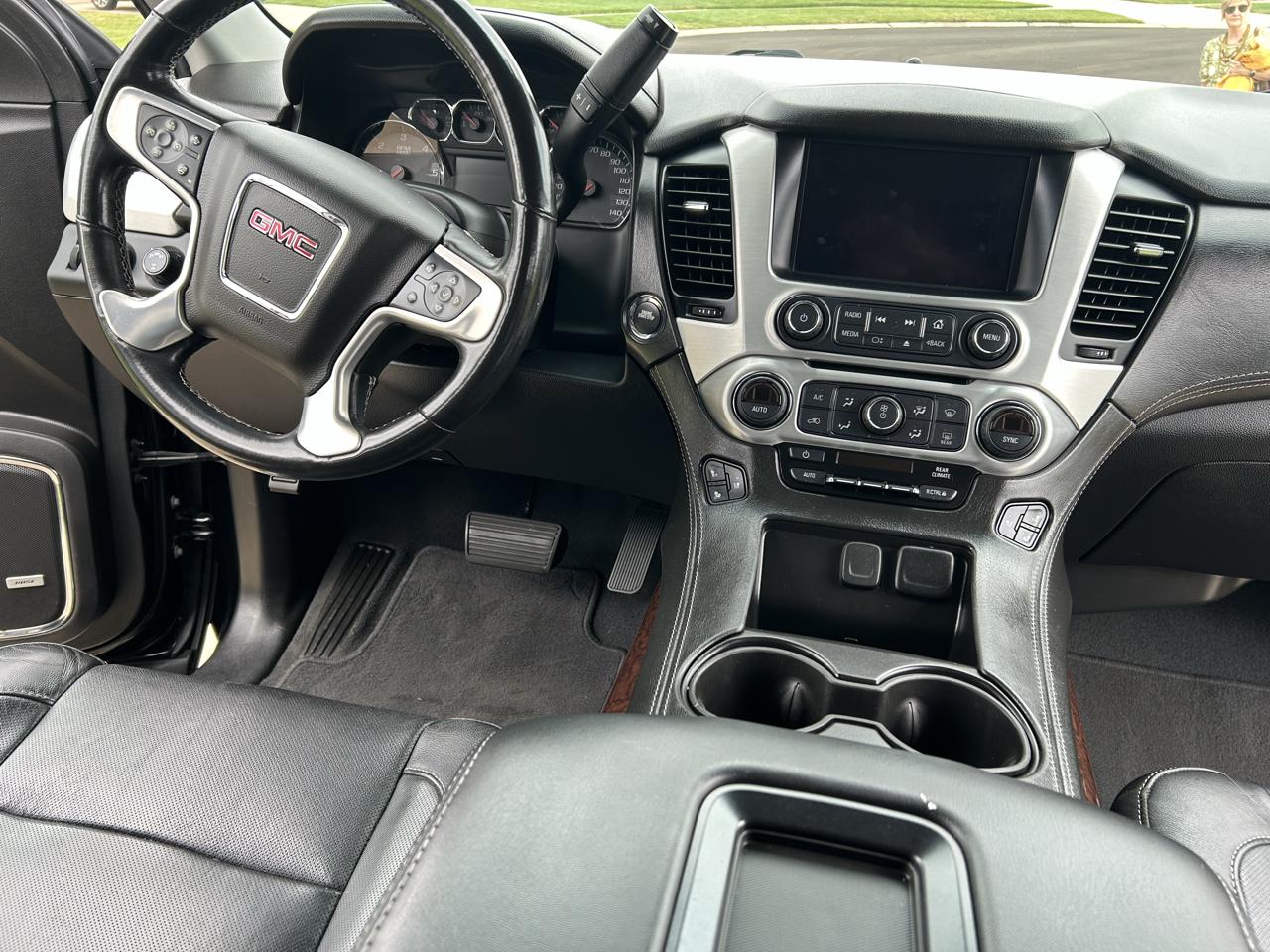 GMC Yukon XL SLT 4WD 2020