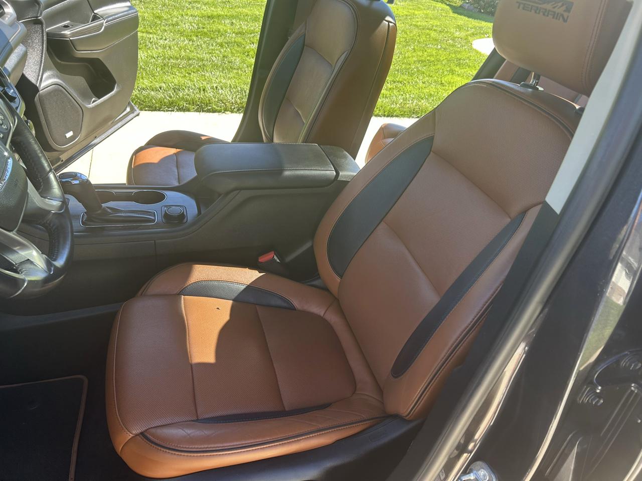 GMC Acadia All Terrain 2 AWD 2017