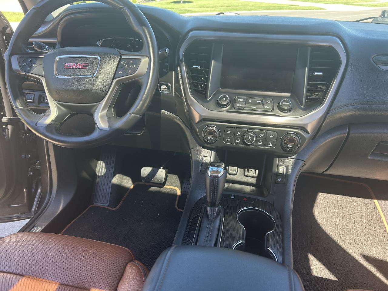 GMC Acadia All Terrain 2 AWD 2017