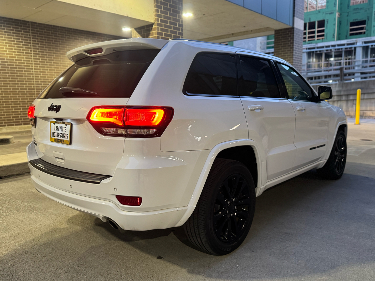 Jeep Grand Cherokee Laredo 4WD 2019 Jeep Grand Cherokee Laredo 4WD 2019