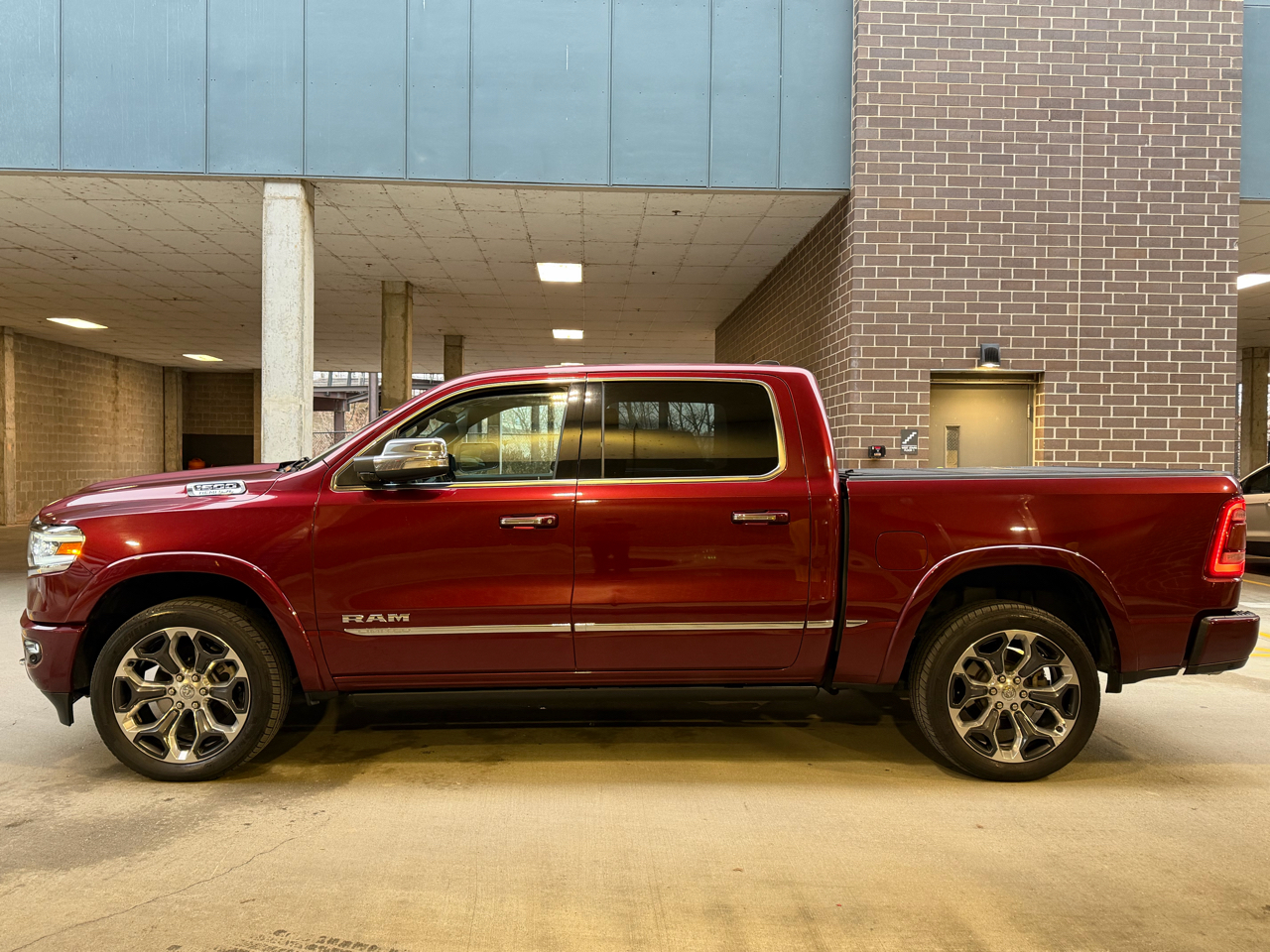 RAM 1500 Limited Crew Cab SWB 4WD 2020