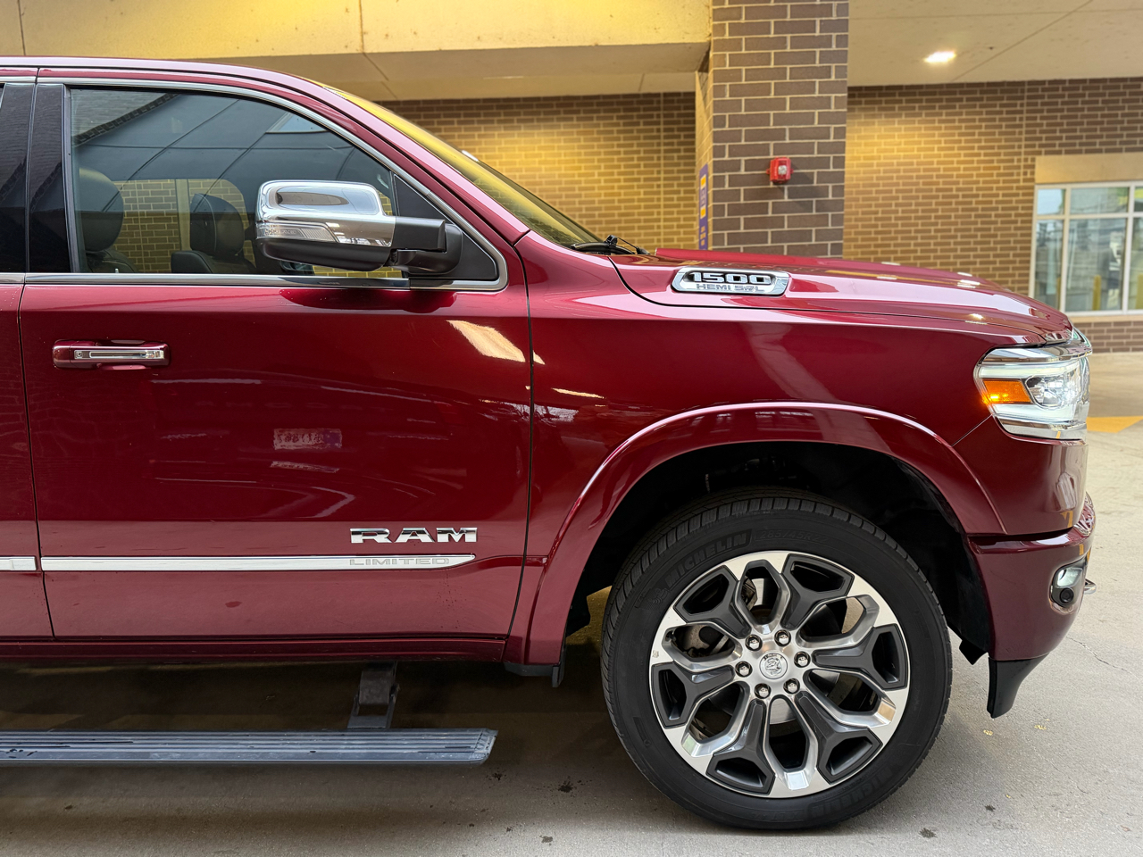 RAM 1500 Limited Crew Cab SWB 4WD 2020