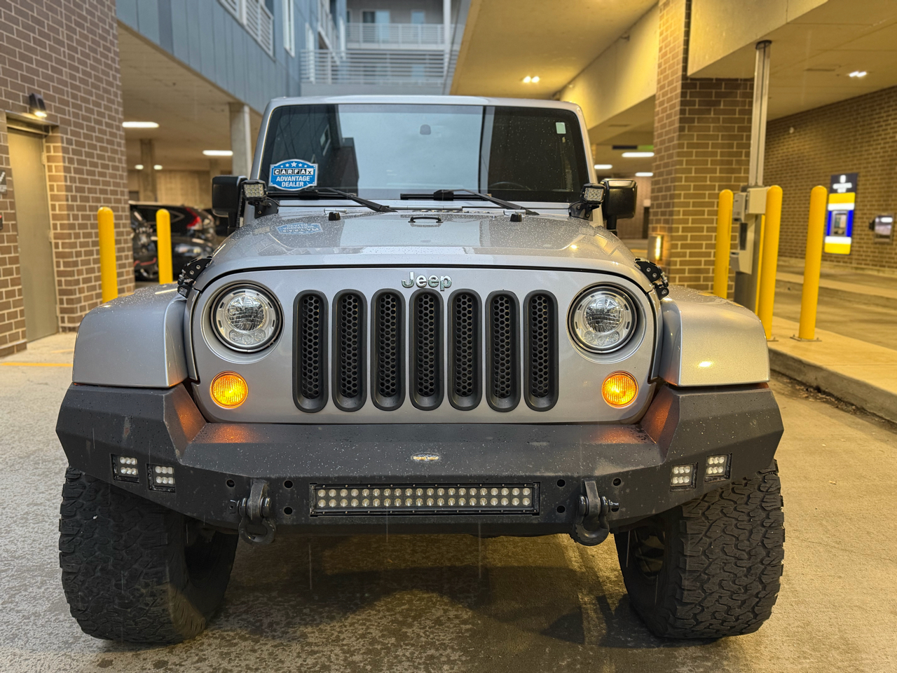 Jeep Wrangler Unlimited Sahara 4WD 2017