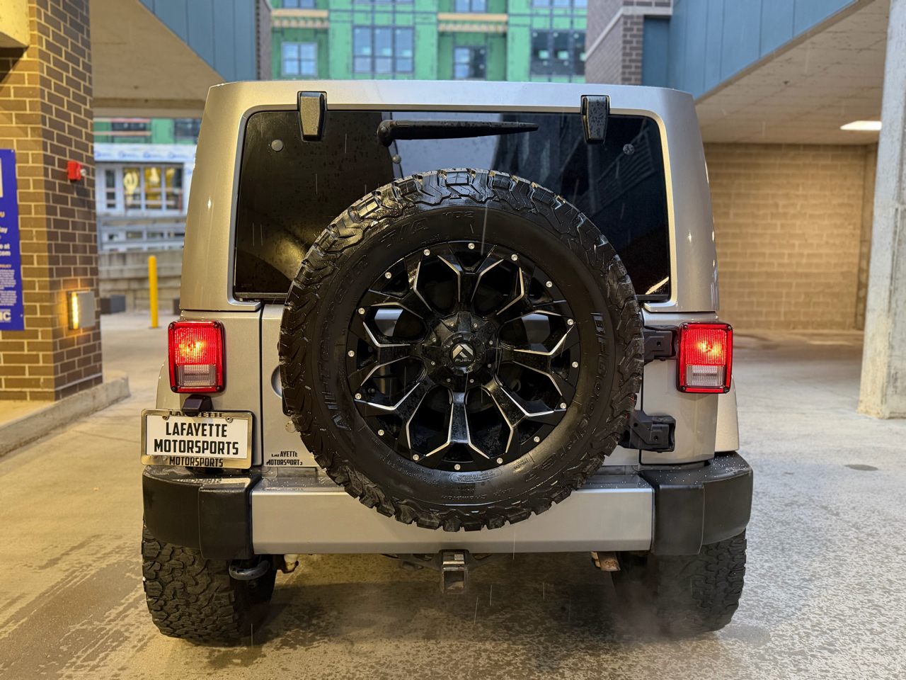 Jeep Wrangler Unlimited Sahara 4WD 2017