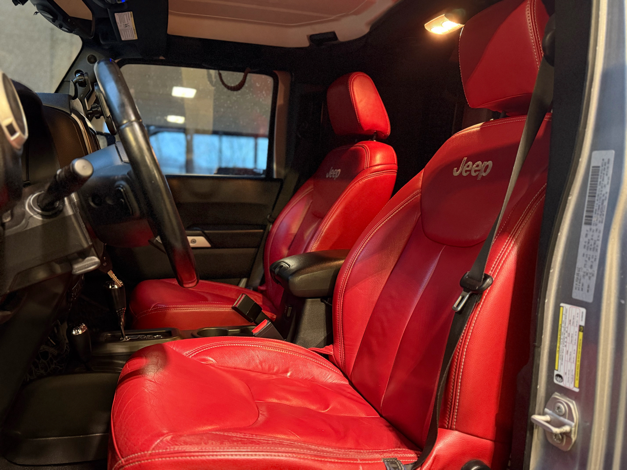 Jeep Wrangler Unlimited Sahara 4WD 2017