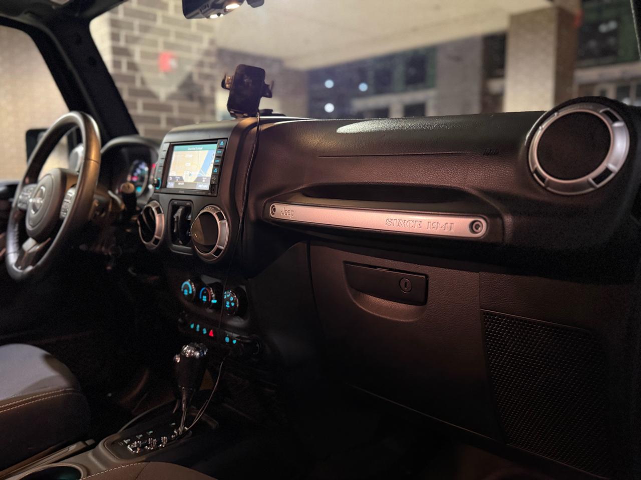 Jeep Wrangler Unlimited Sahara 4WD 2016