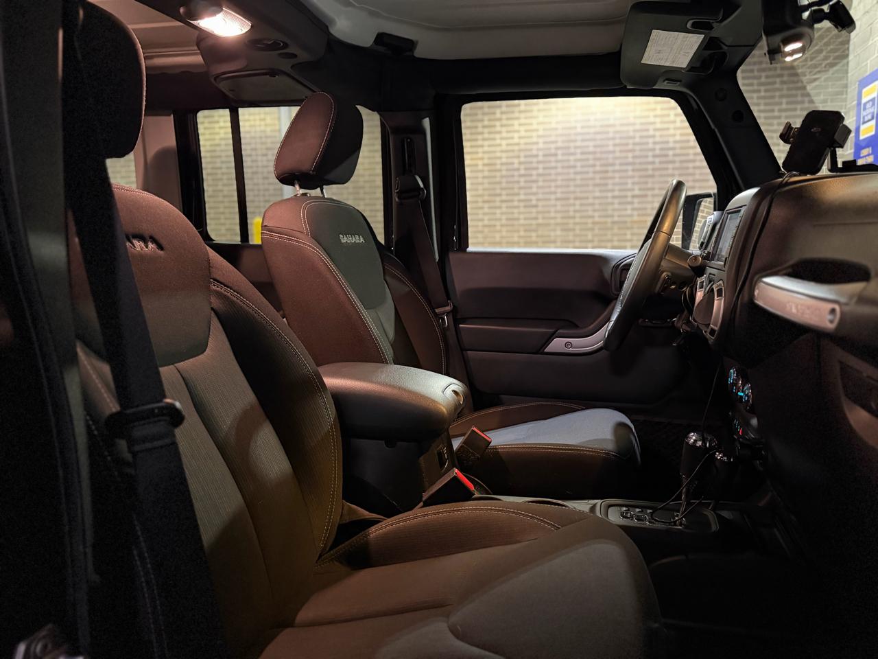 Jeep Wrangler Unlimited Sahara 4WD 2016