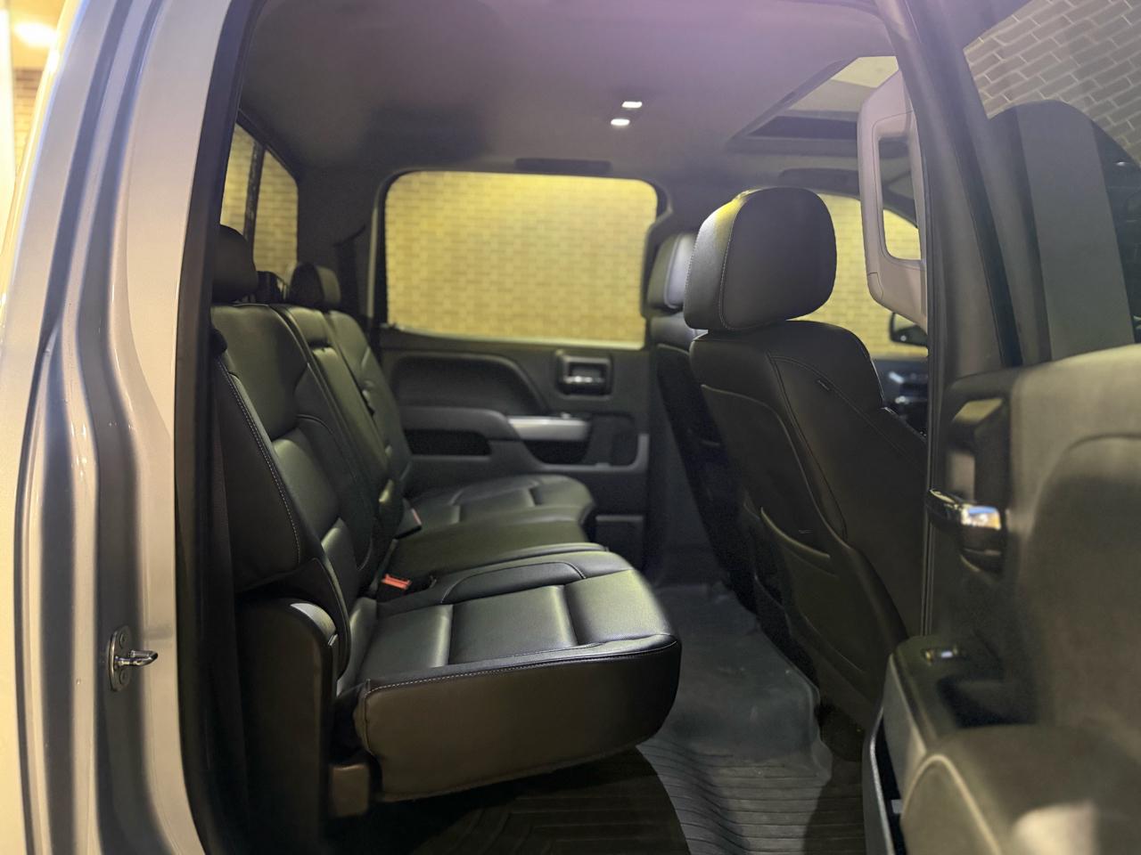 Chevrolet Silverado 1500 LTZ Crew Cab 4WD 2015