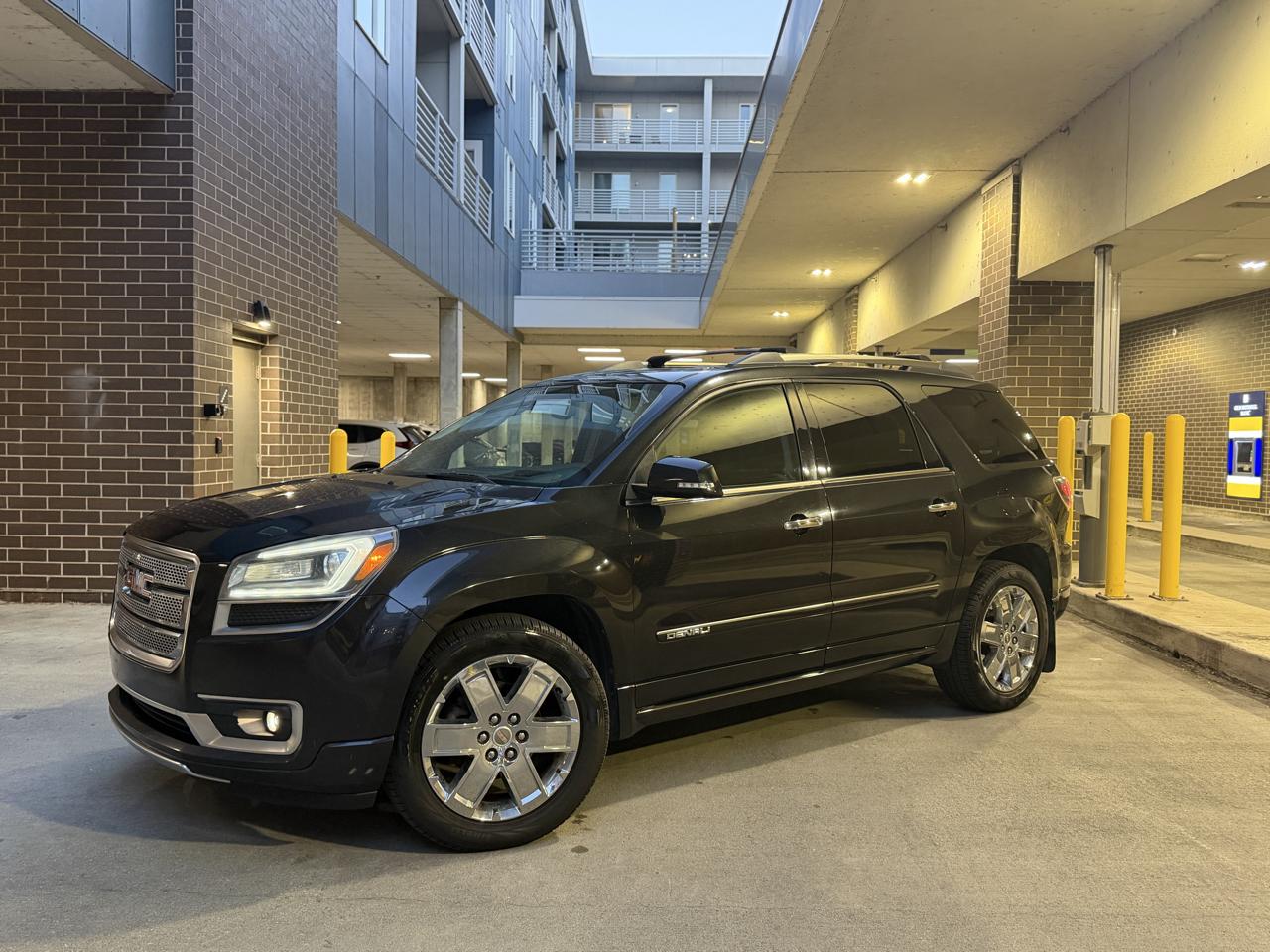 GMC Acadia Denali AWD 2014
