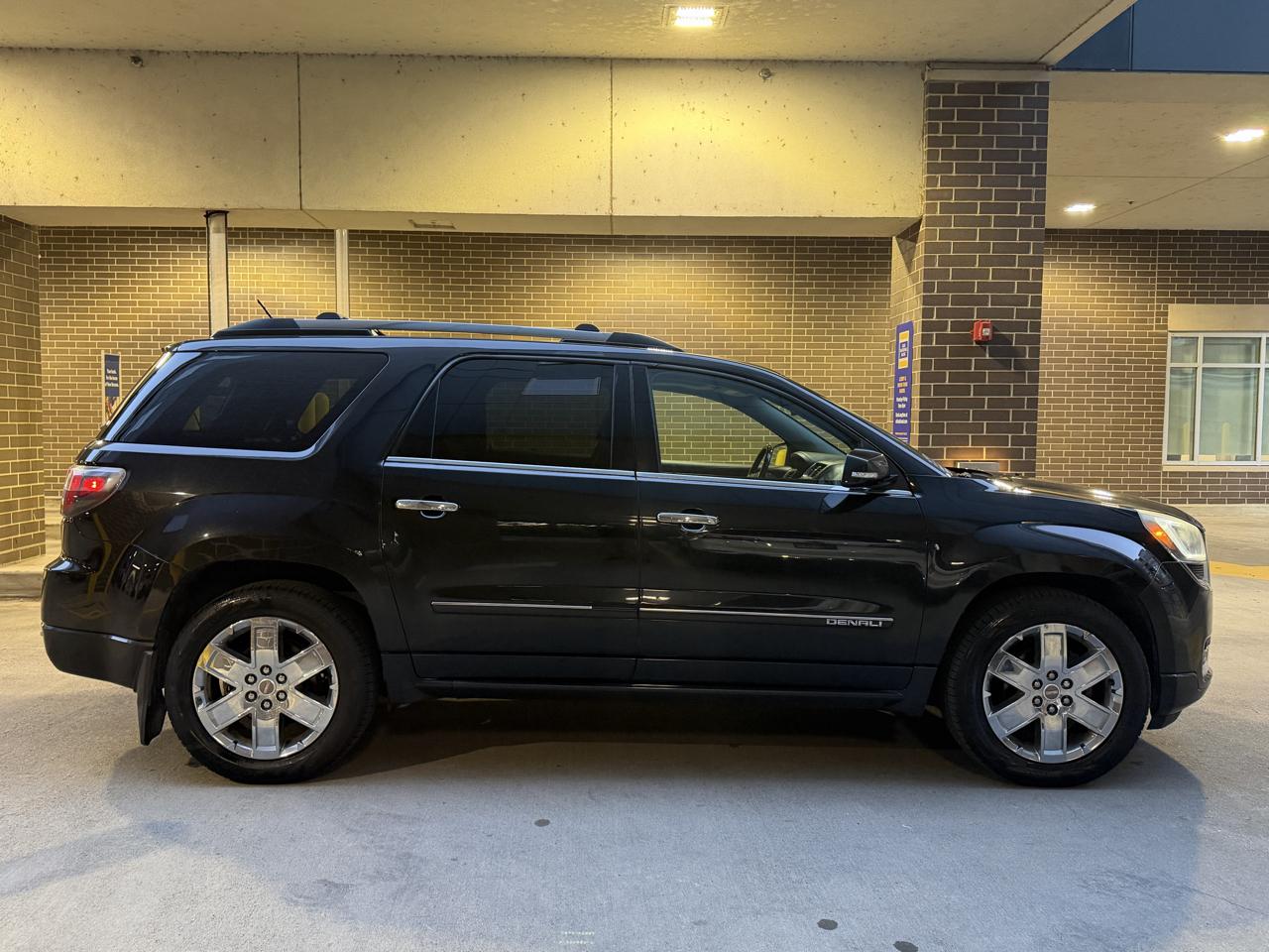 GMC Acadia Denali AWD 2014