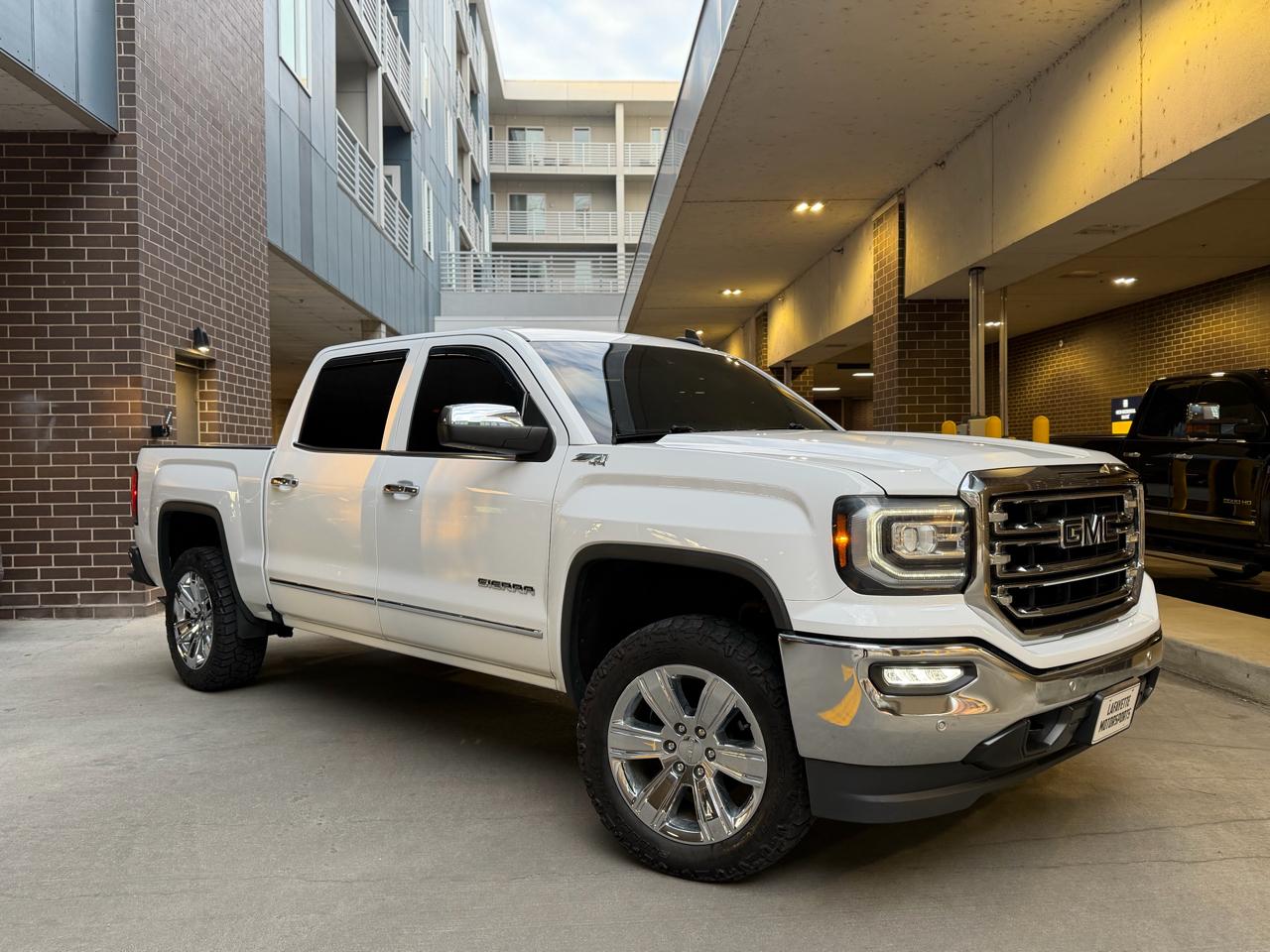 GMC Sierra 1500 SLT Crew Cab Short Box 4WD 2018