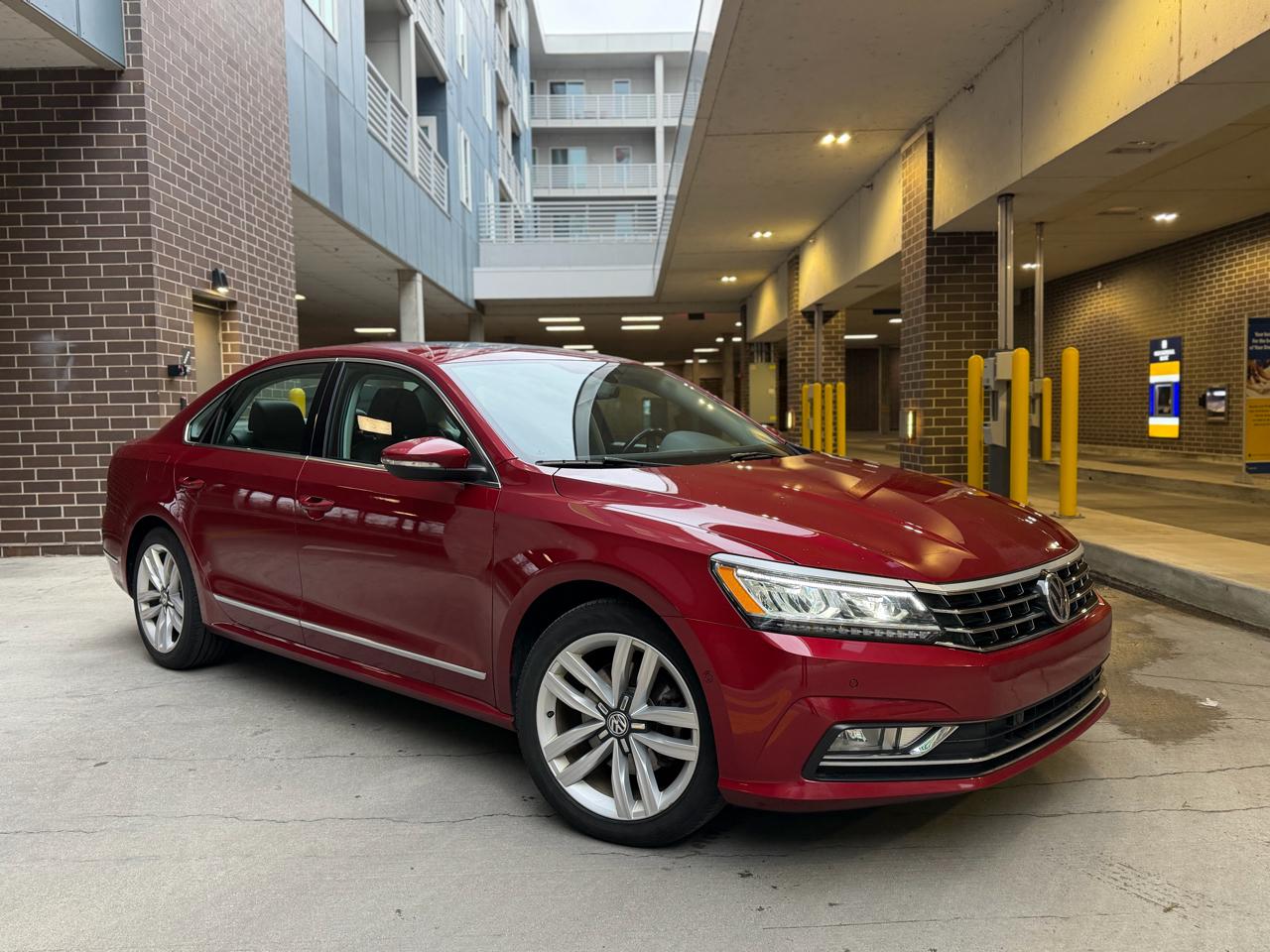 Volkswagen Passat SEL Premium 6A 2017