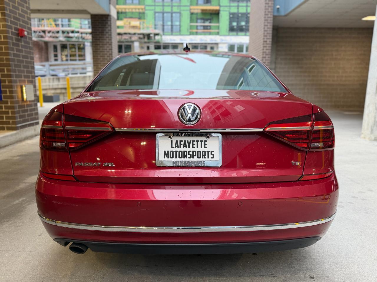 Volkswagen Passat SEL Premium 6A 2017