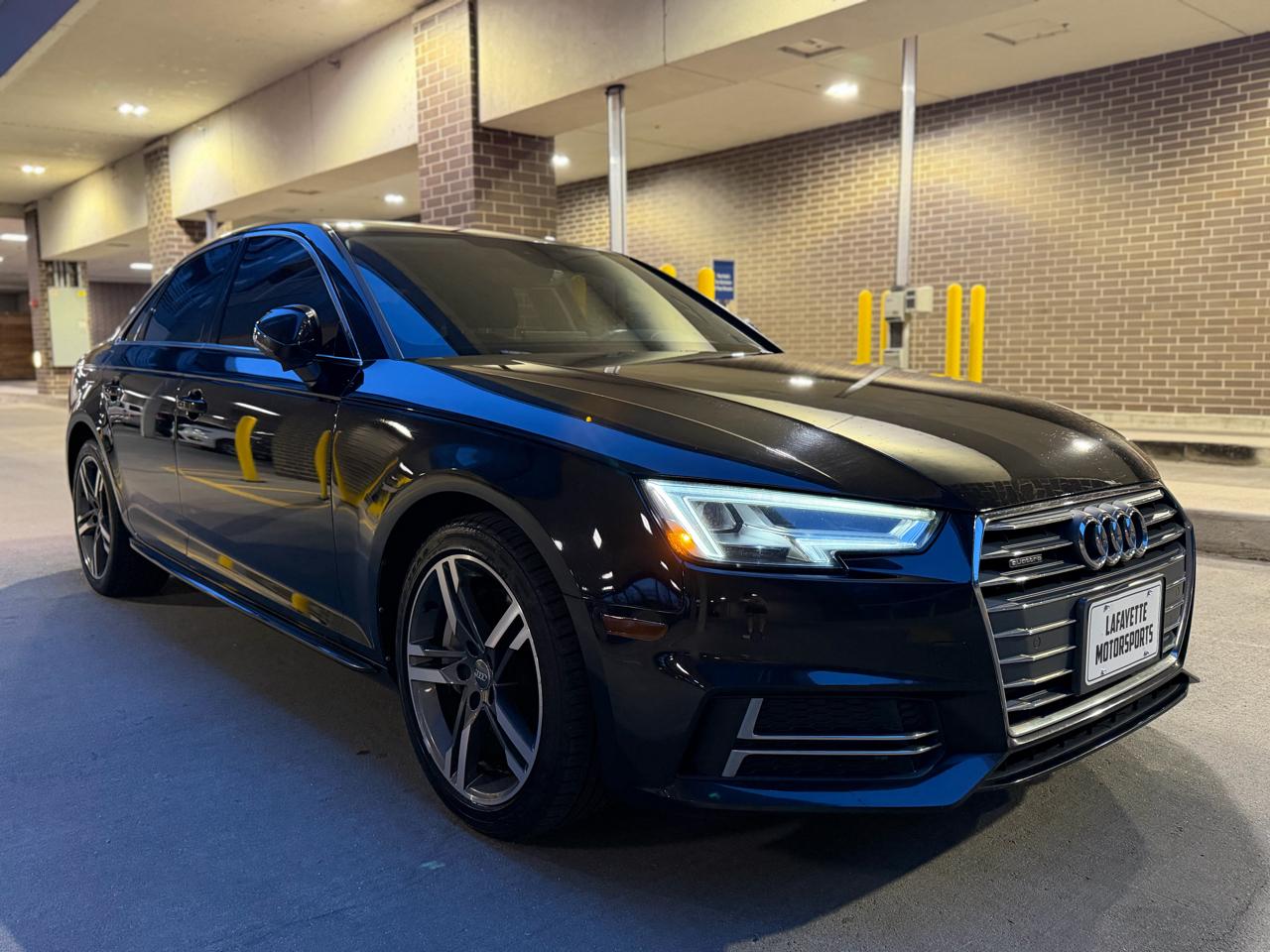 Audi A4 2.0T Premium Plus quattro Sedan 2017