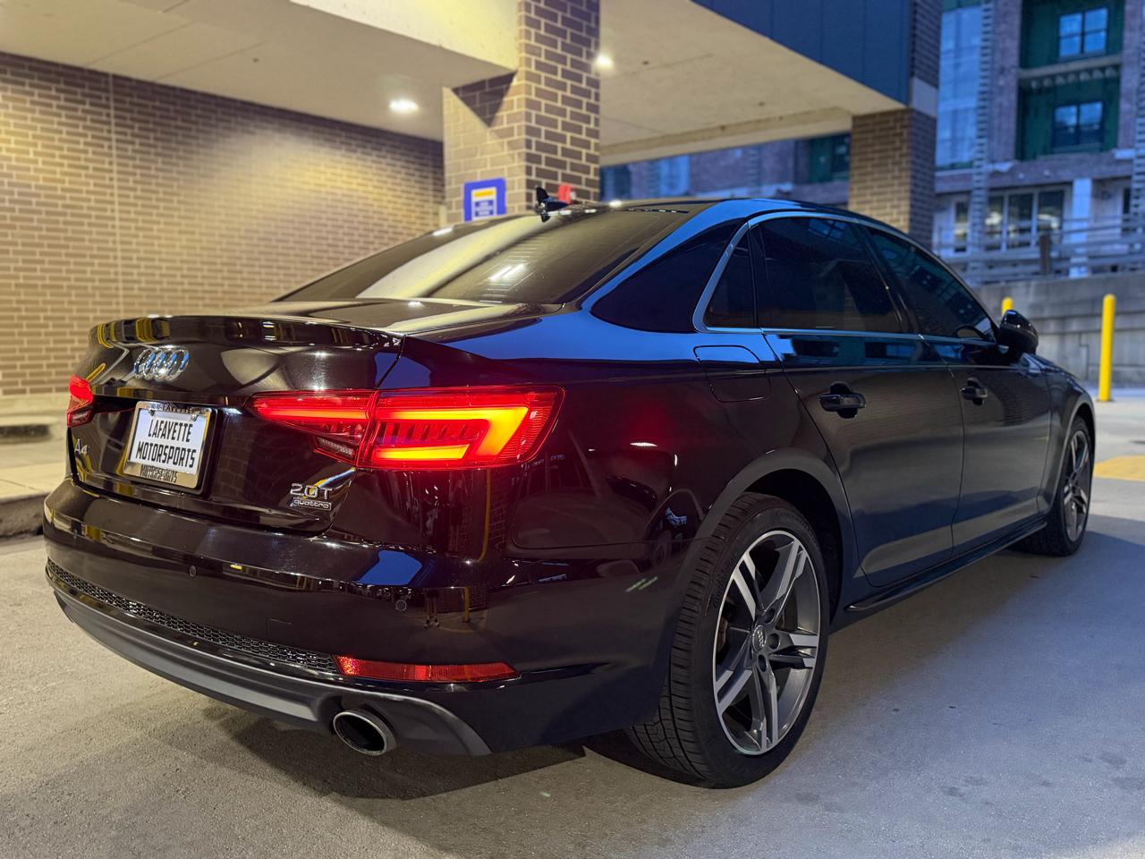 Audi A4 2.0T Premium Plus quattro Sedan 2017