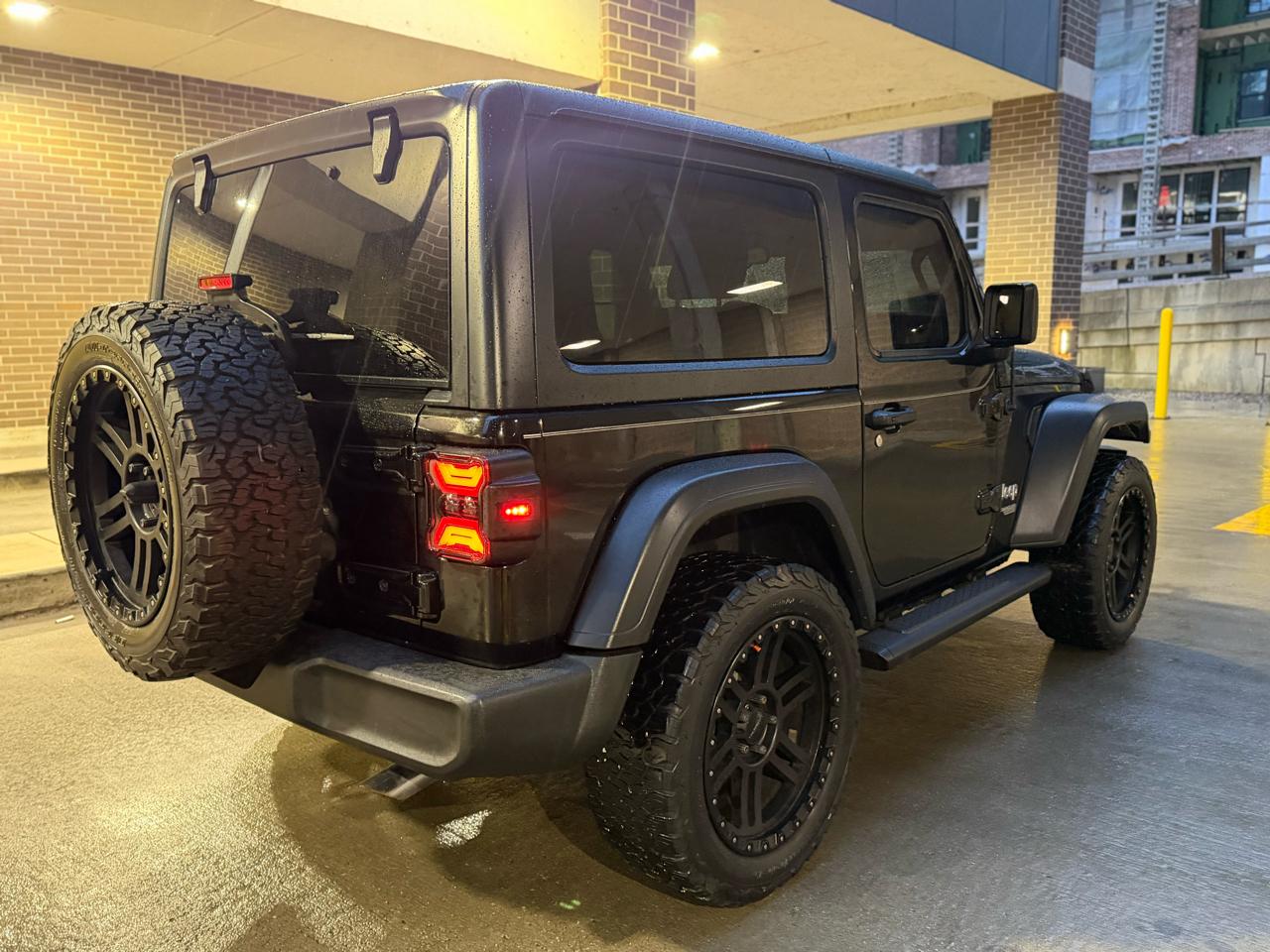 Jeep Wrangler Sport 2021