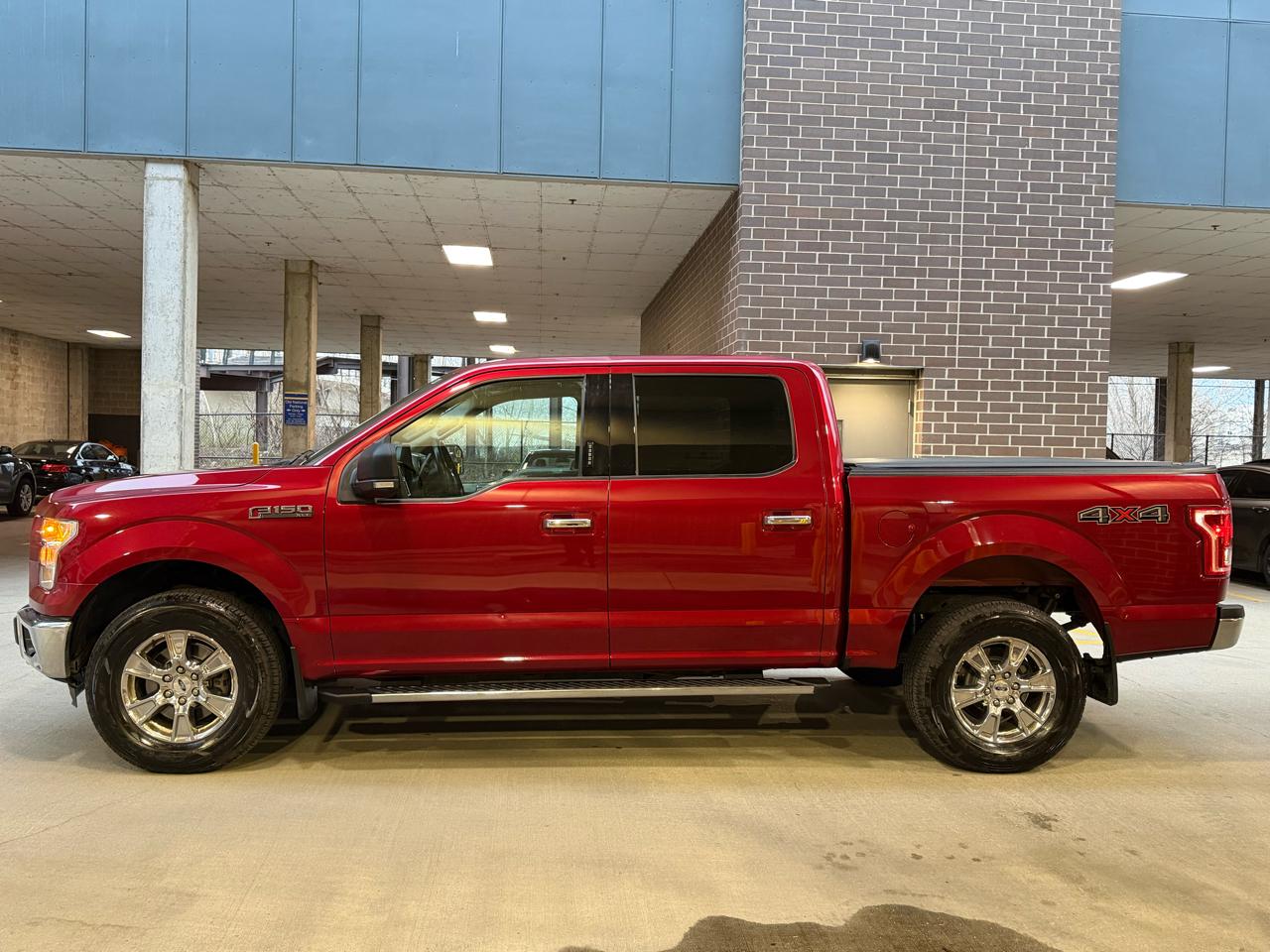 Ford F-150 XL SuperCrew 5.5-ft. Bed 4WD 2016