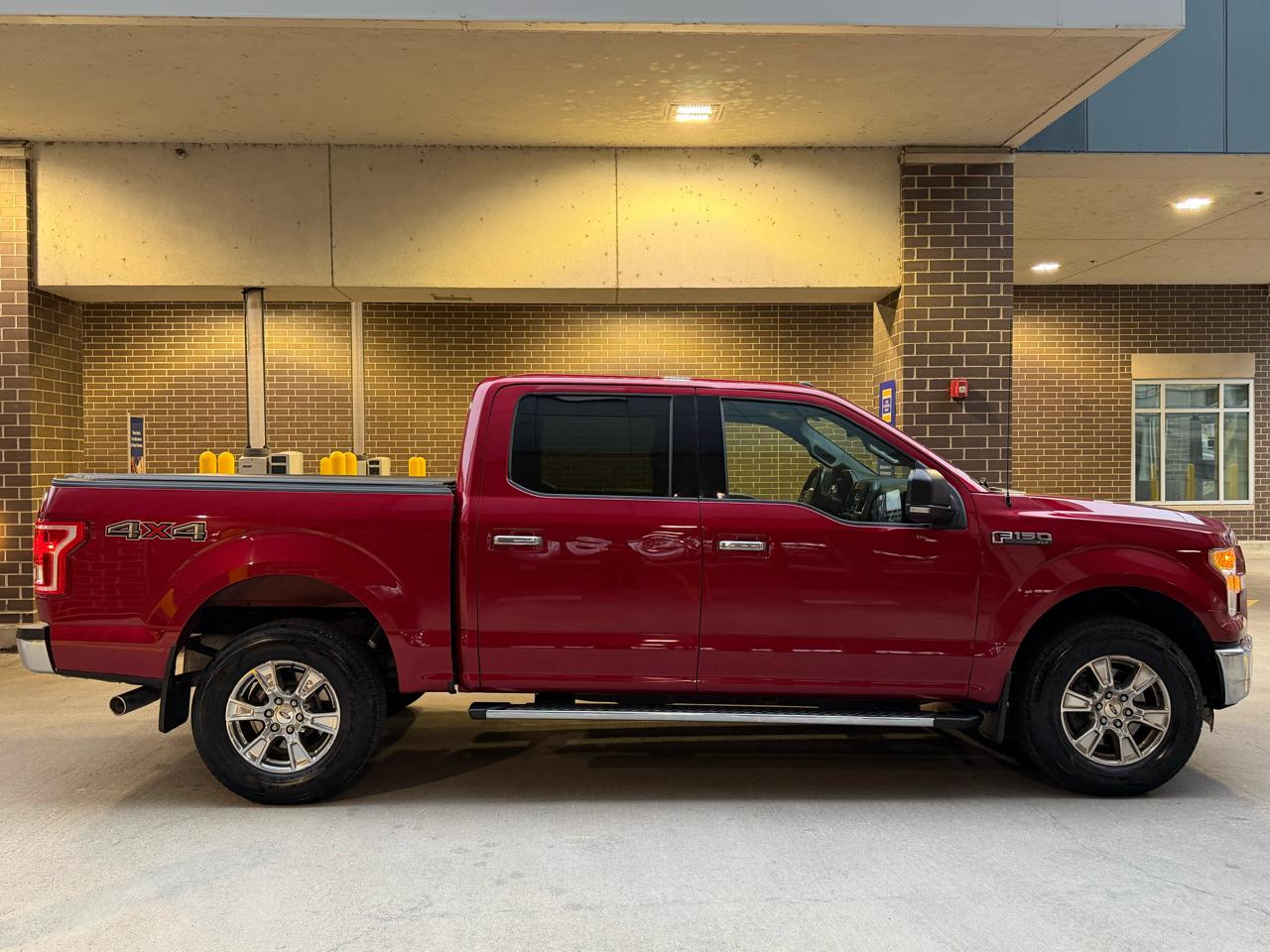 Ford F-150 XL SuperCrew 5.5-ft. Bed 4WD 2016