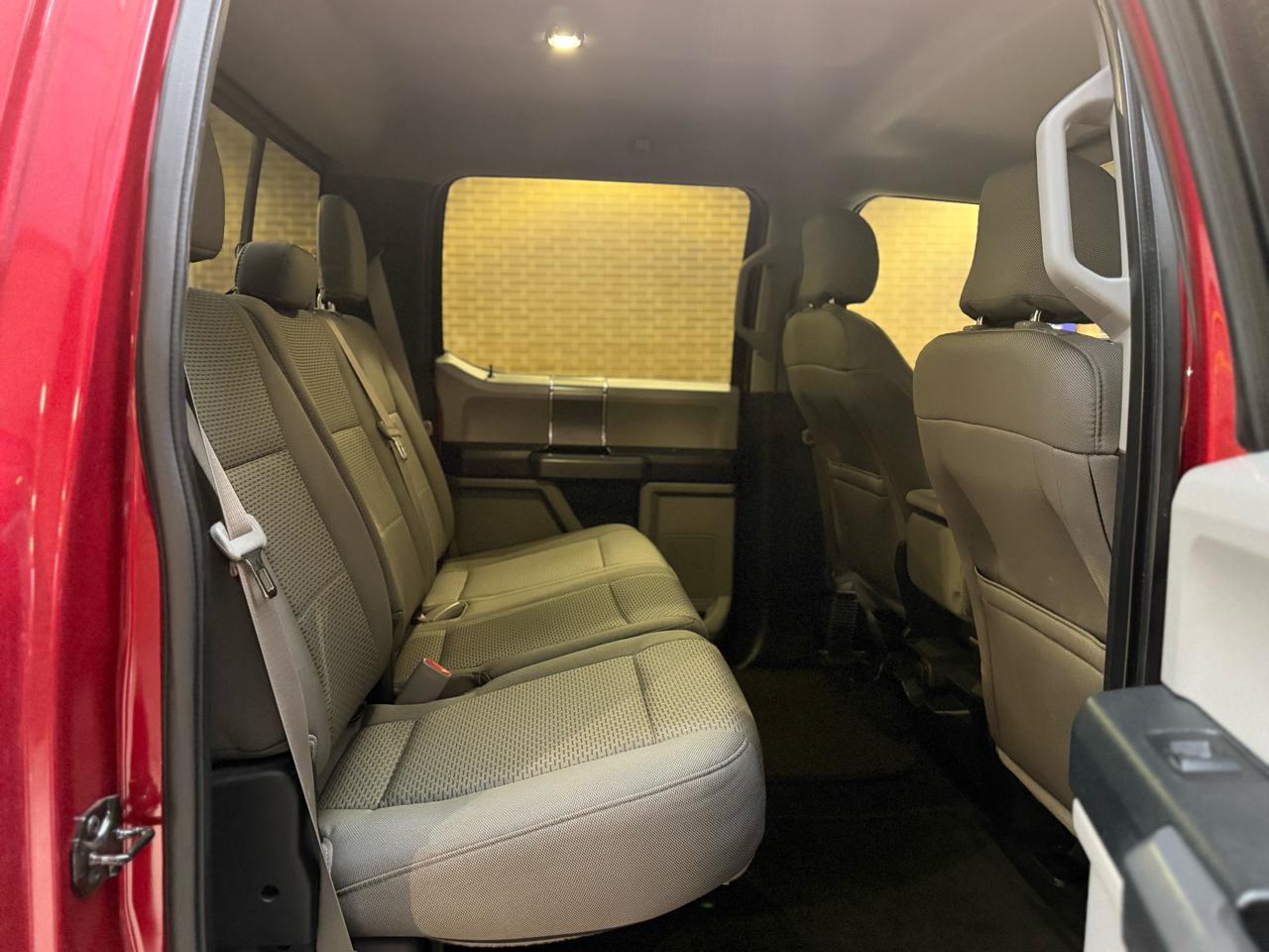Ford F-150 XL SuperCrew 5.5-ft. Bed 4WD 2016
