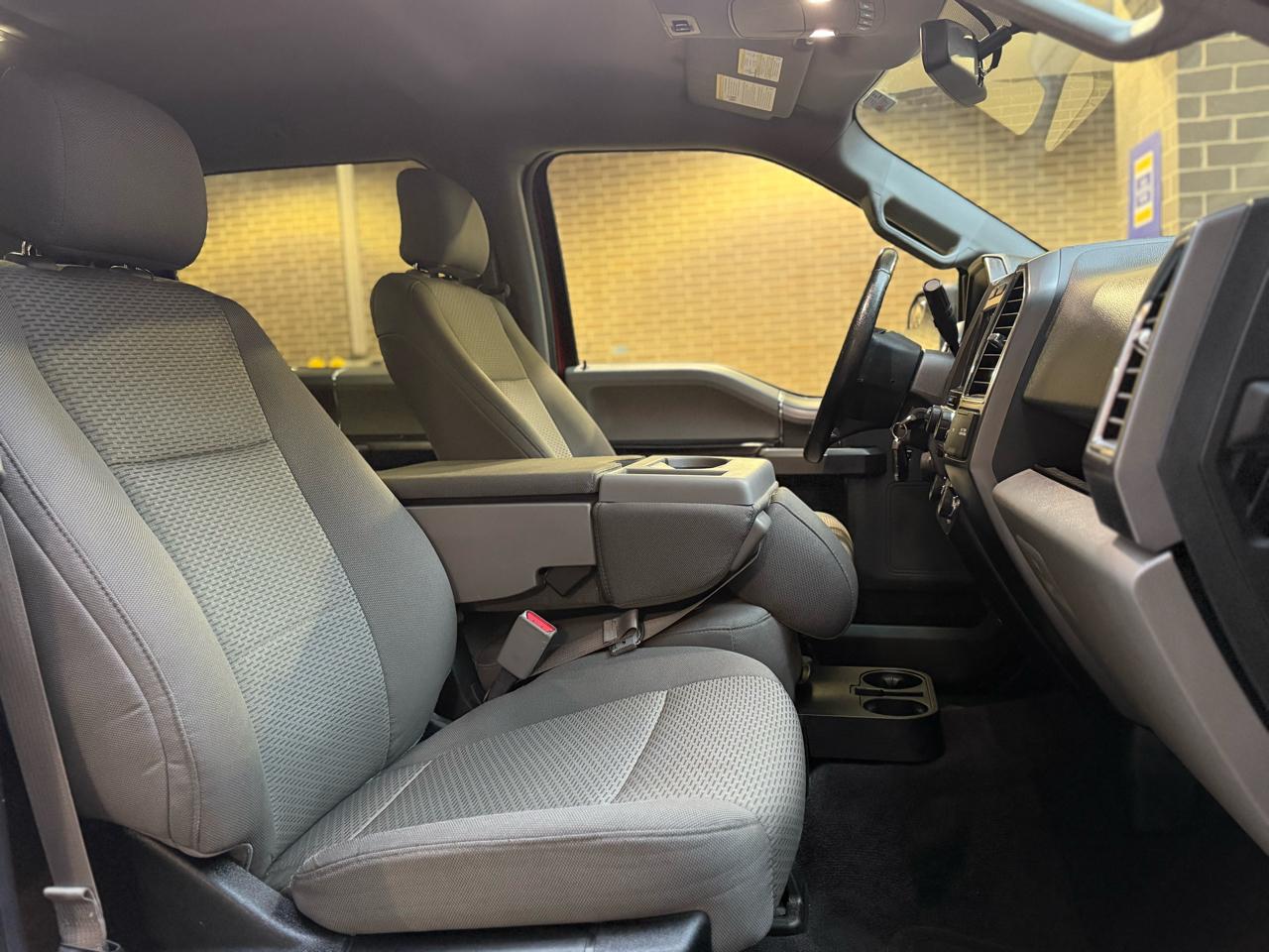 Ford F-150 XL SuperCrew 5.5-ft. Bed 4WD 2016