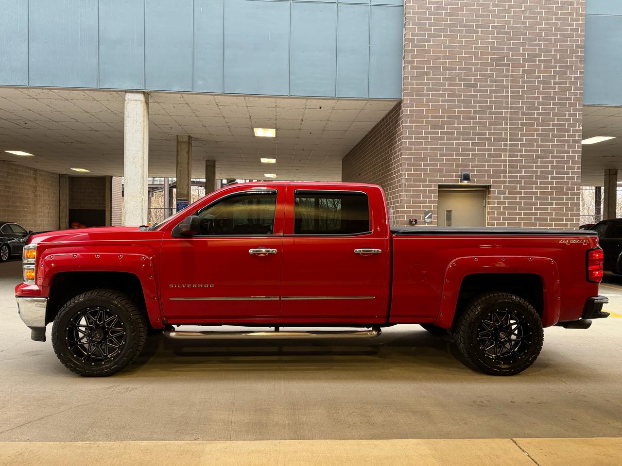 Chevrolet Silverado 1500 1LT Crew Cab 4WD 2014