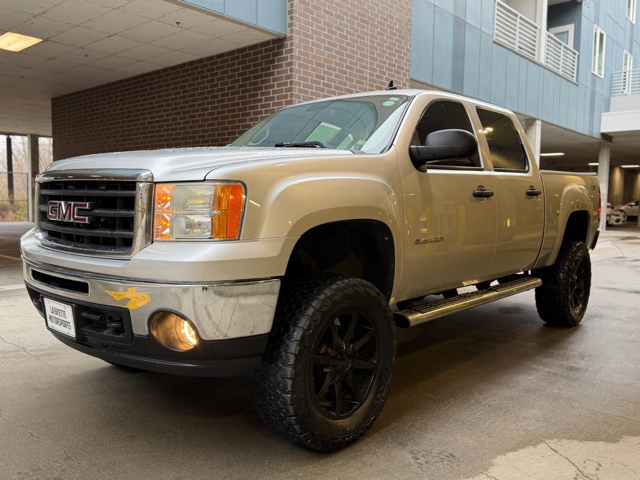 GMC Sierra 1500 SLE Crew Cab 4WD 2011