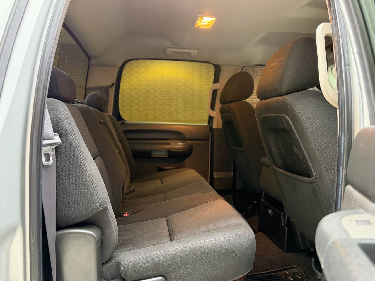 GMC Sierra 1500 SLE Crew Cab 4WD 2011