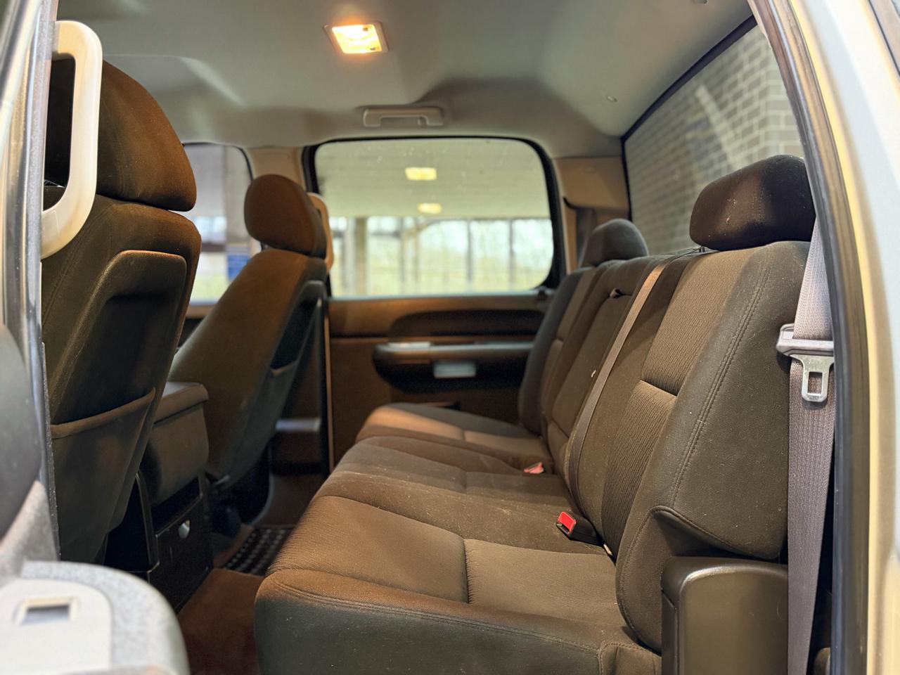 GMC Sierra 1500 SLE Crew Cab 4WD 2011